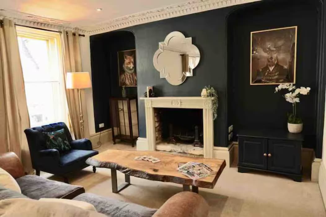 Stunning unique period 2 bedroom apartment — Tetbury, England — vacation rental