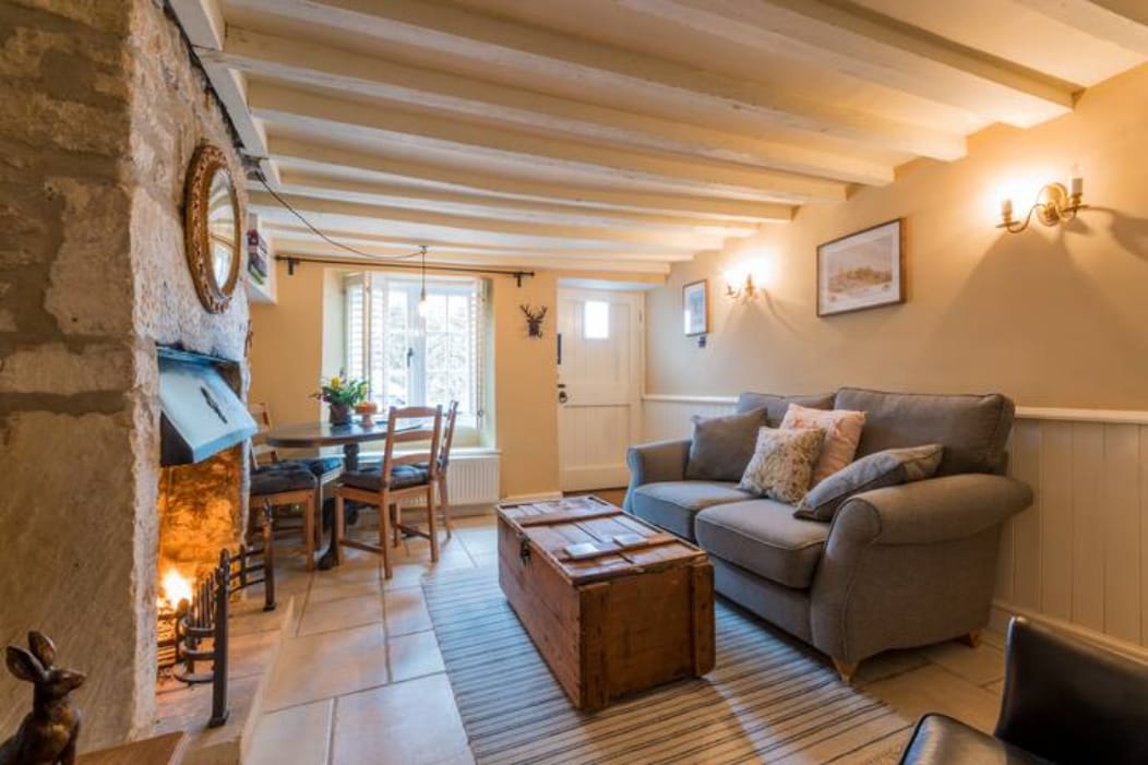 Charming stone cottage in the heart of Tetbury — Tetbury, England — vacation rental