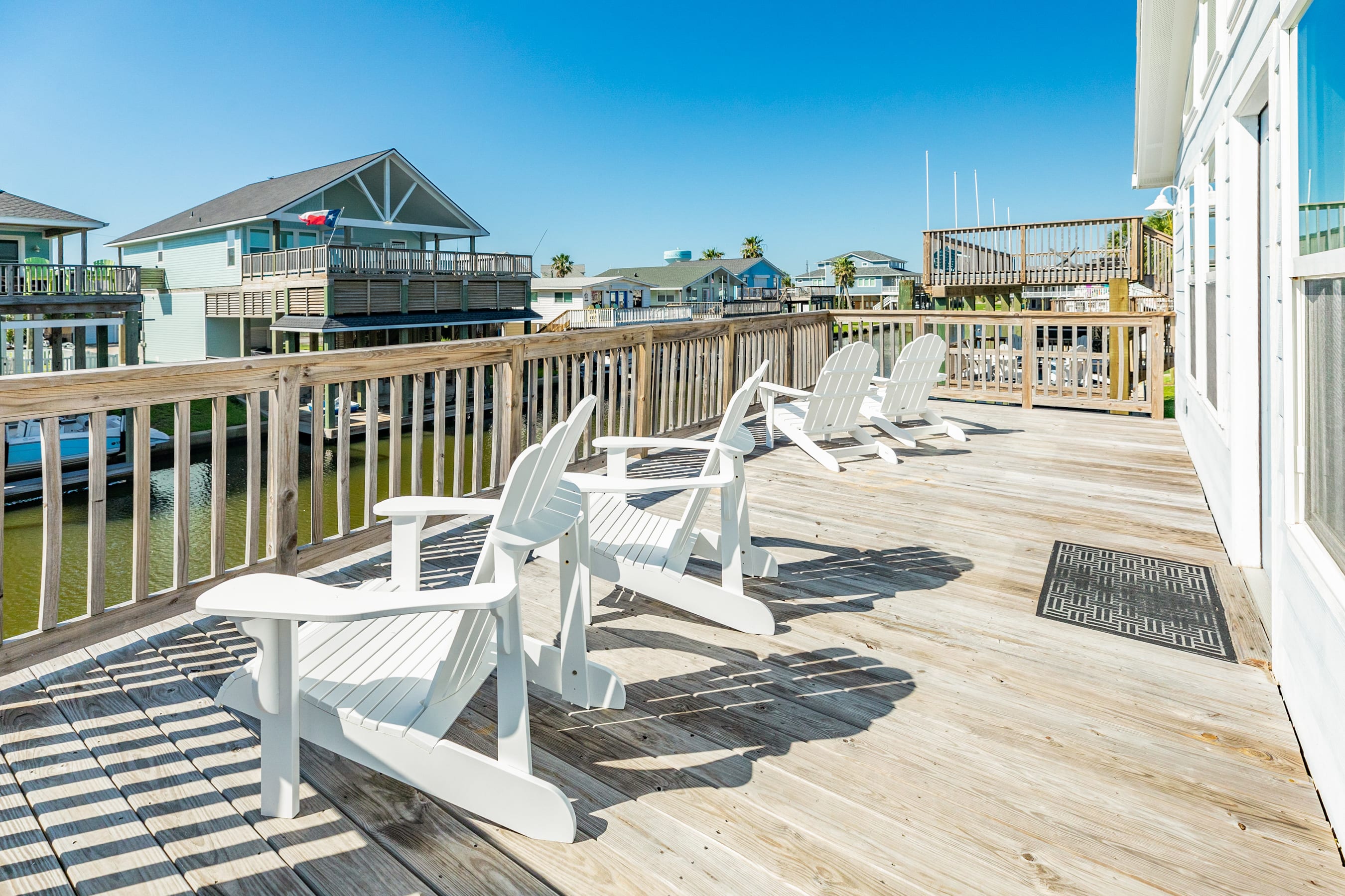 Lil Blue Great Fishing Fun Bayfront Retreat 3