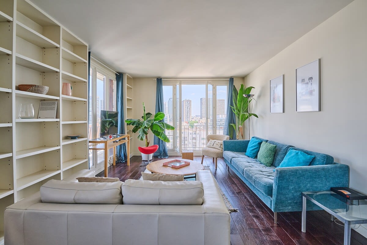 Sublime 2 bedroom flat Quai de Seine Eiffel Tower — Paris, Île-de-France — vacation rental