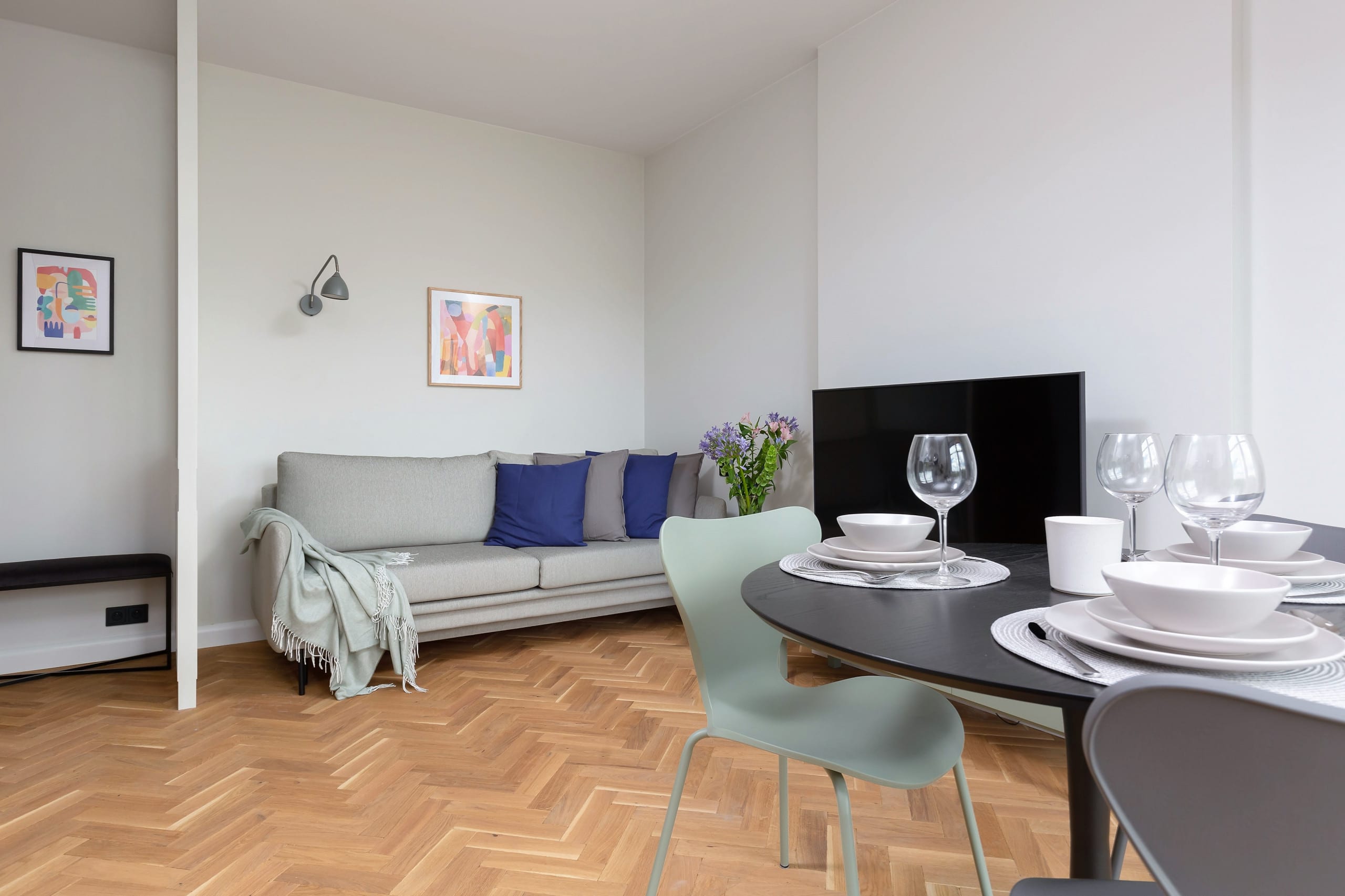 Szwedzka 30 Warsaw | Elegant Apartment | Parking — Warszawa, Województwo mazowieckie — vacation rental