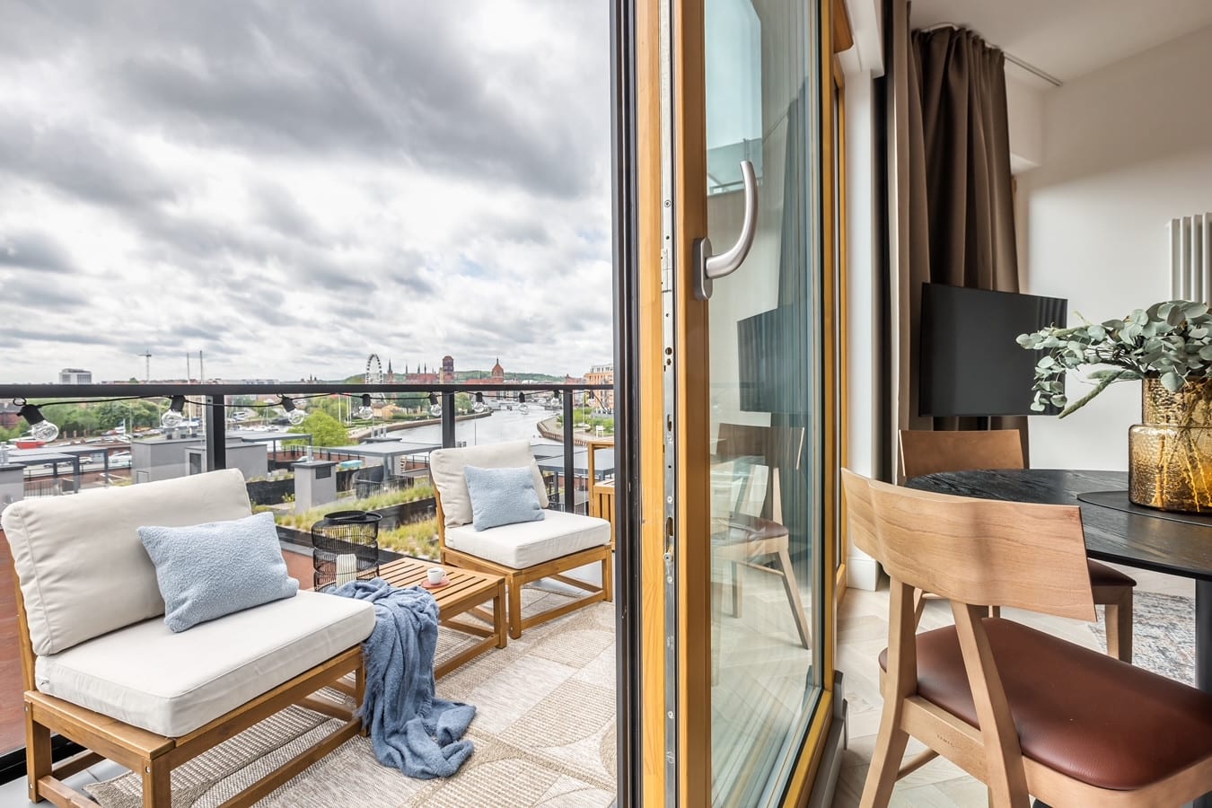 Sienna Grobla 6A Beautiful Apartament Parking — Gdańsk, Województwo pomorskie — vacation rental