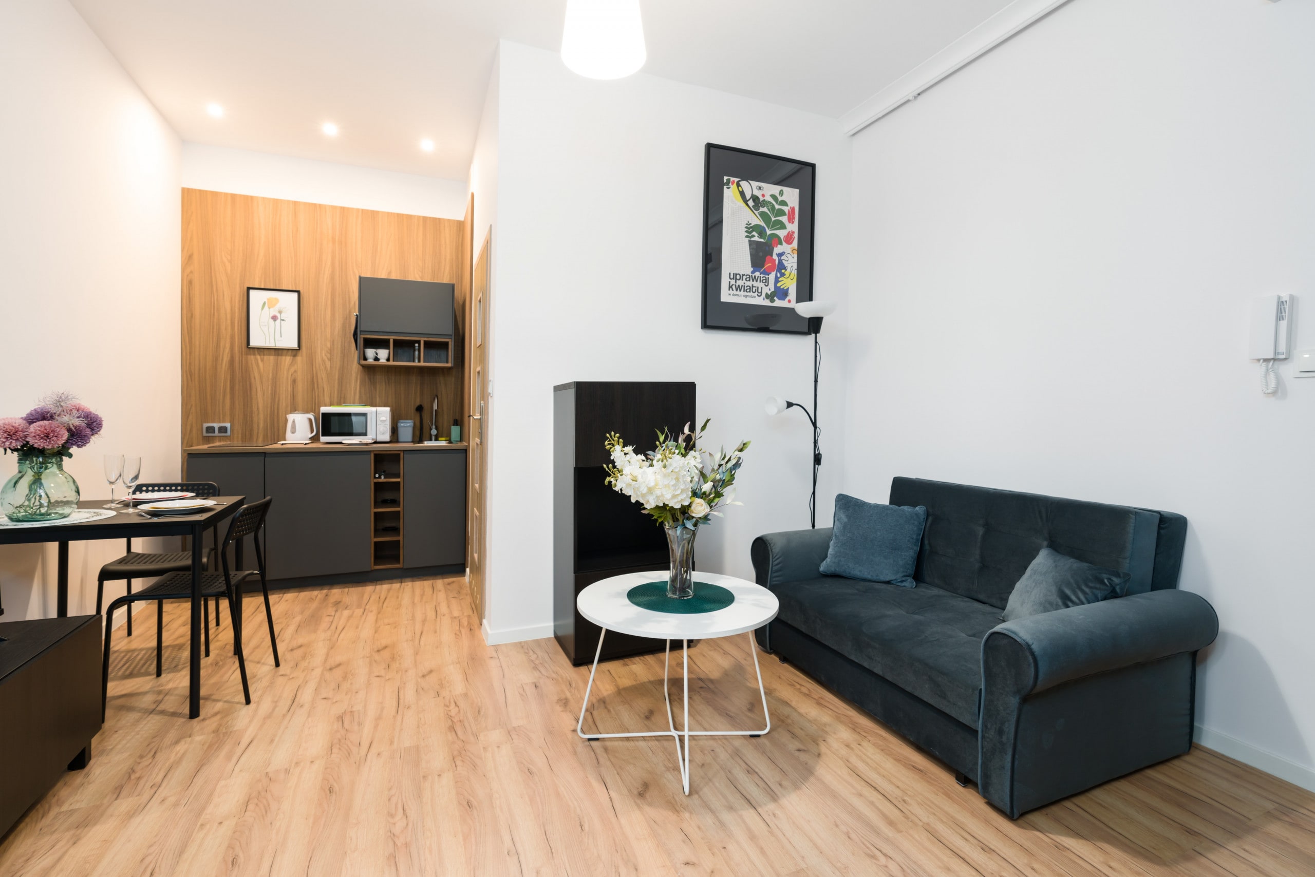 Kwiatowa 6 | Spacious Apartment | Balcony — Poznań, Województwo wielkopolskie — vacation rental