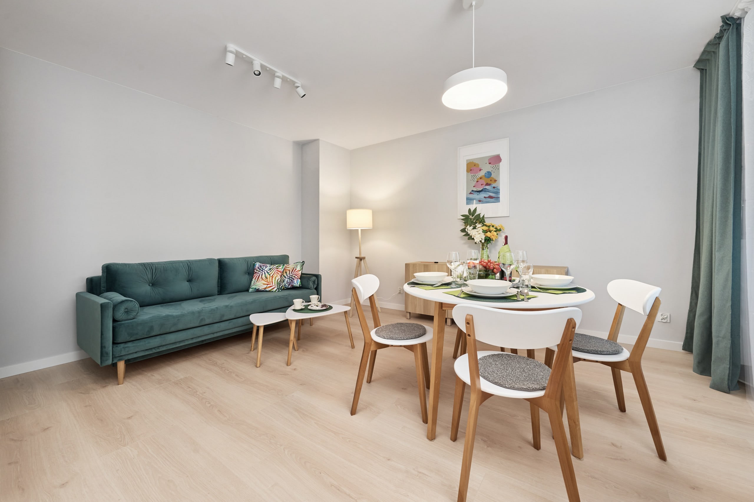 Gwiaździsta 18 |Apartment with Balcony and Parking — Wrocław, Województwo dolnośląskie — vacation rental