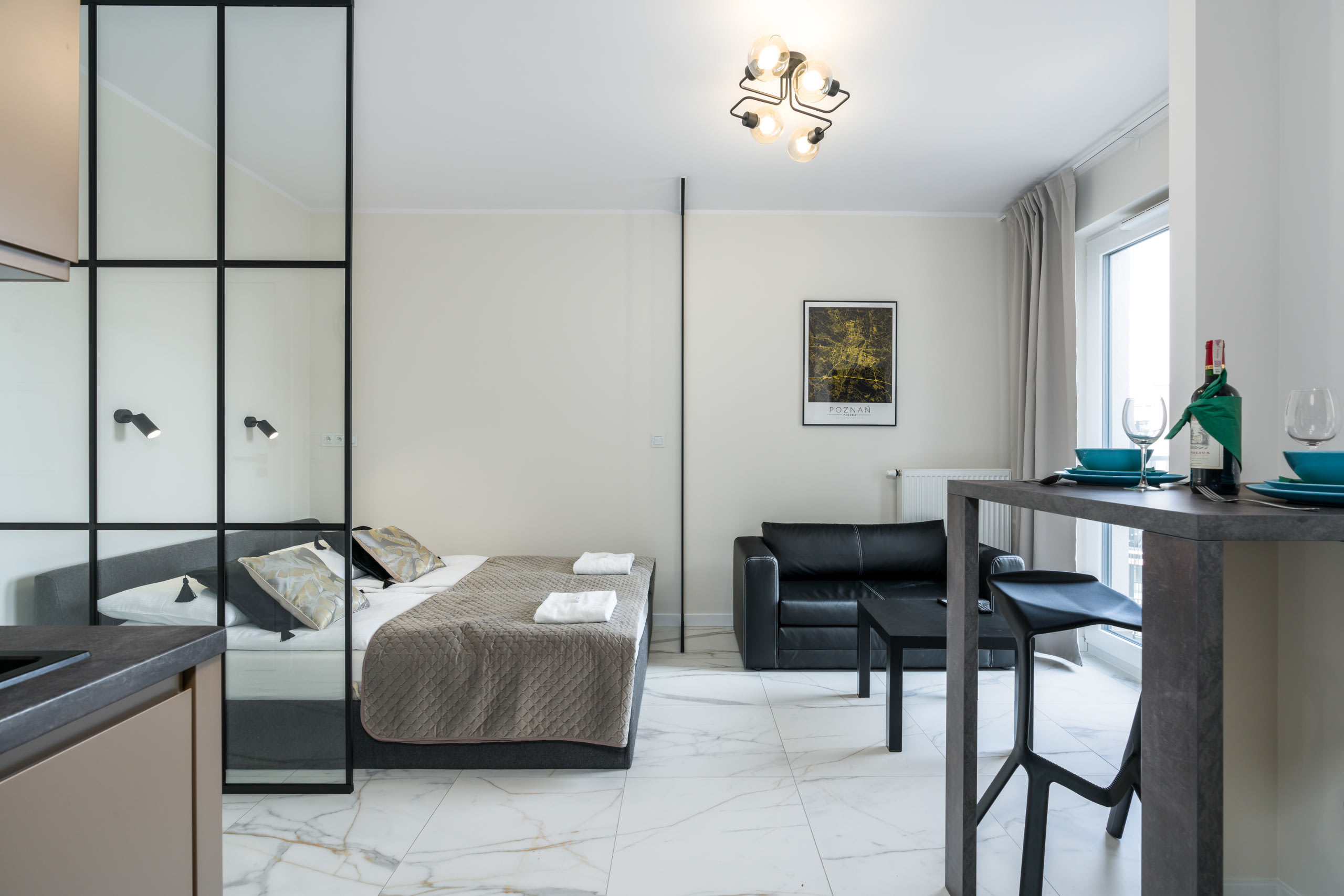 Garbary 104C Poznań | Elegant Studio with Balcony in Center — Poznań, Województwo wielkopolskie — vacation rental