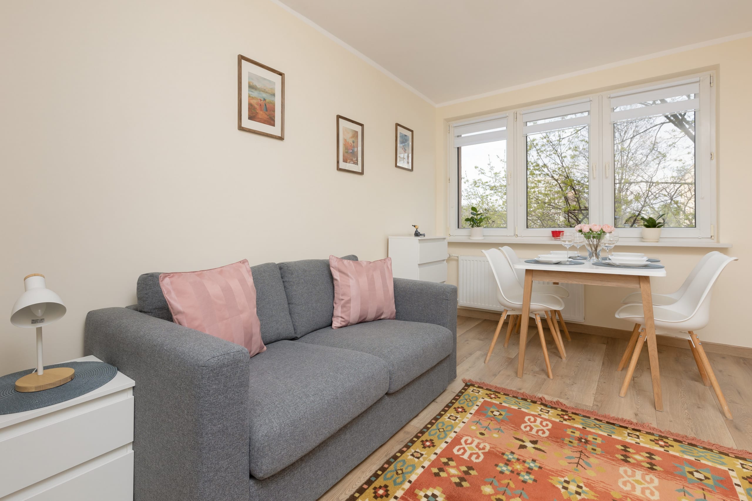 Dickensa 7 | Elegant Apartment | Balcony — Warszawa, Województwo mazowieckie — vacation rental