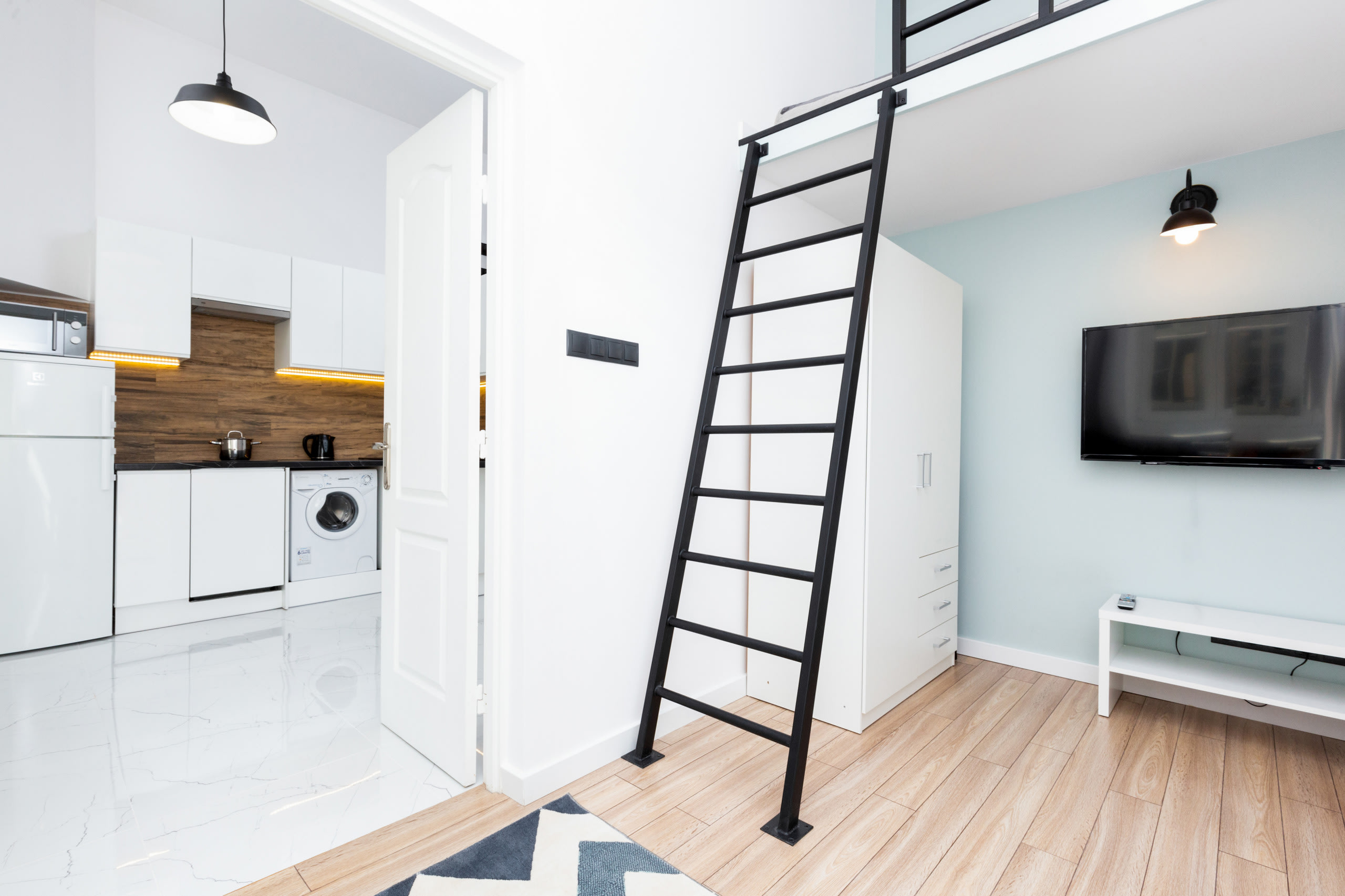 View 8
