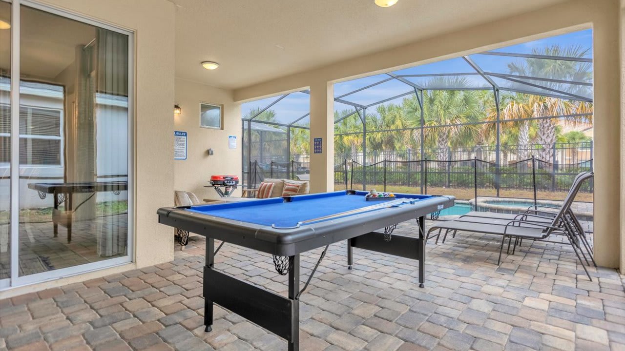 7BR Family Fun Estate Arcade Room Private Room | Photo 5