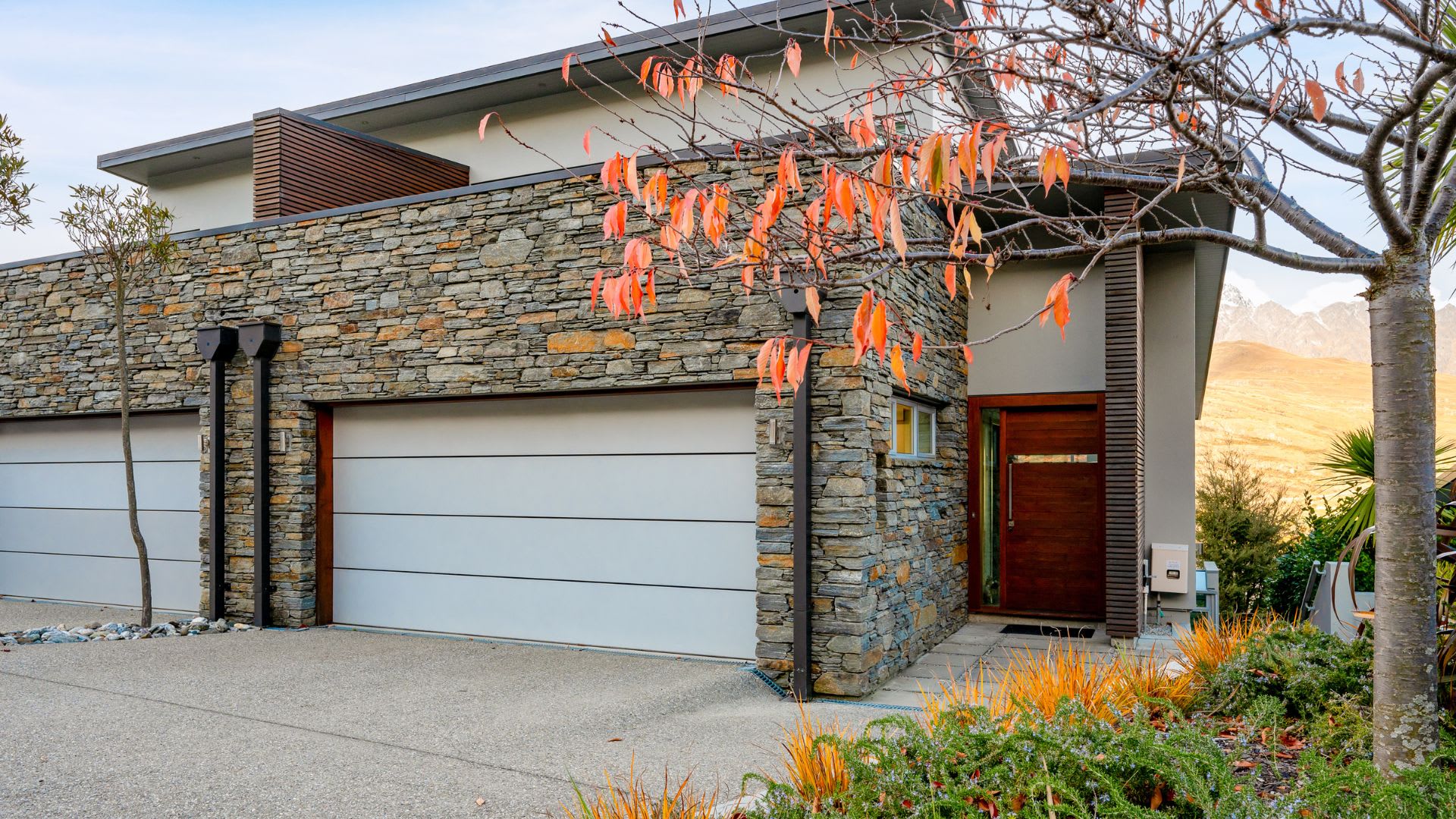 Private garage at your holiday house in Queenstown