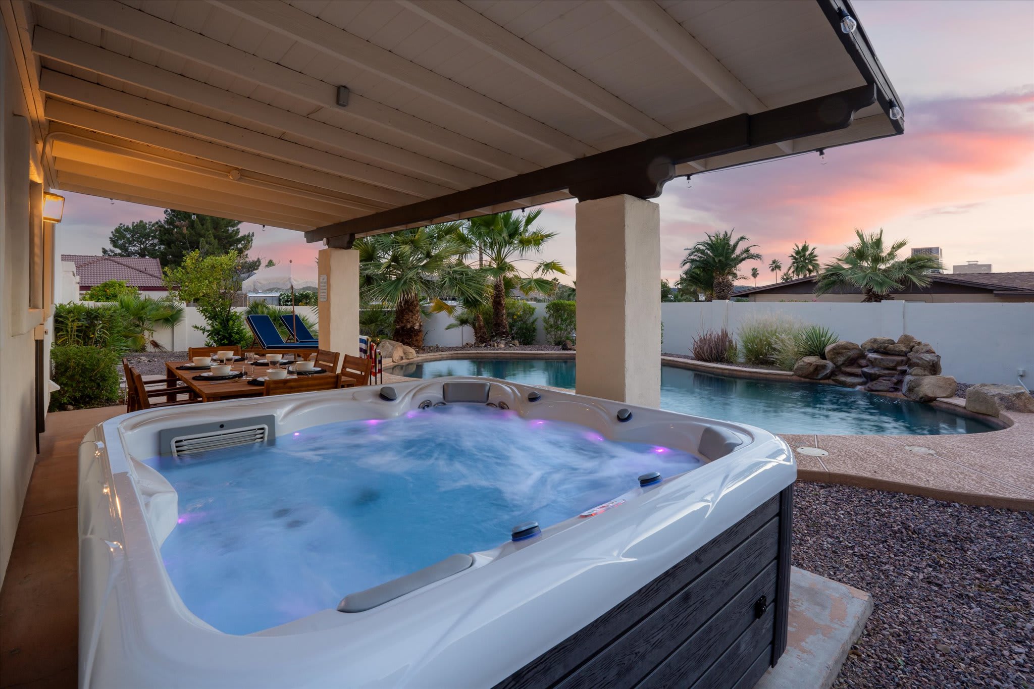The Sunset Peak: Sleeps 18~Heated Pool~ Hot Tub 2