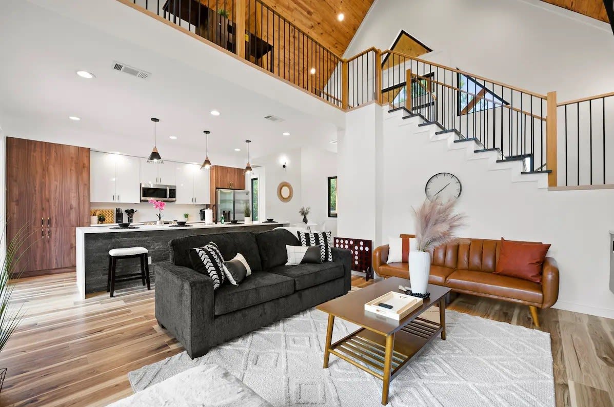 Entertainment Cabin Retreat, Spa Games & Play Zone