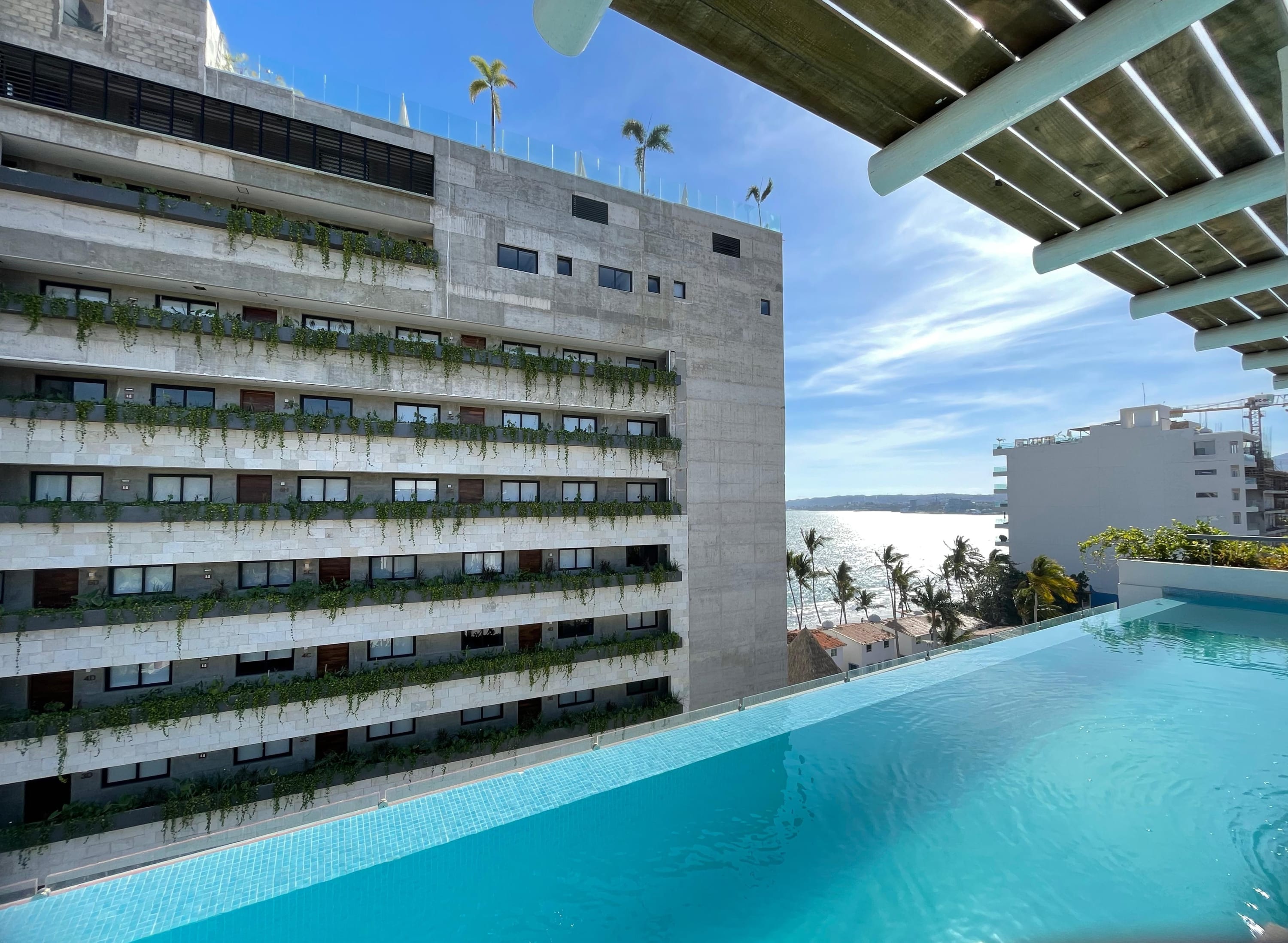 Palmas 101: 1BR w Rooftop Pool, 1 Block to Beach — Bucerías, Nayarit — vacation rental