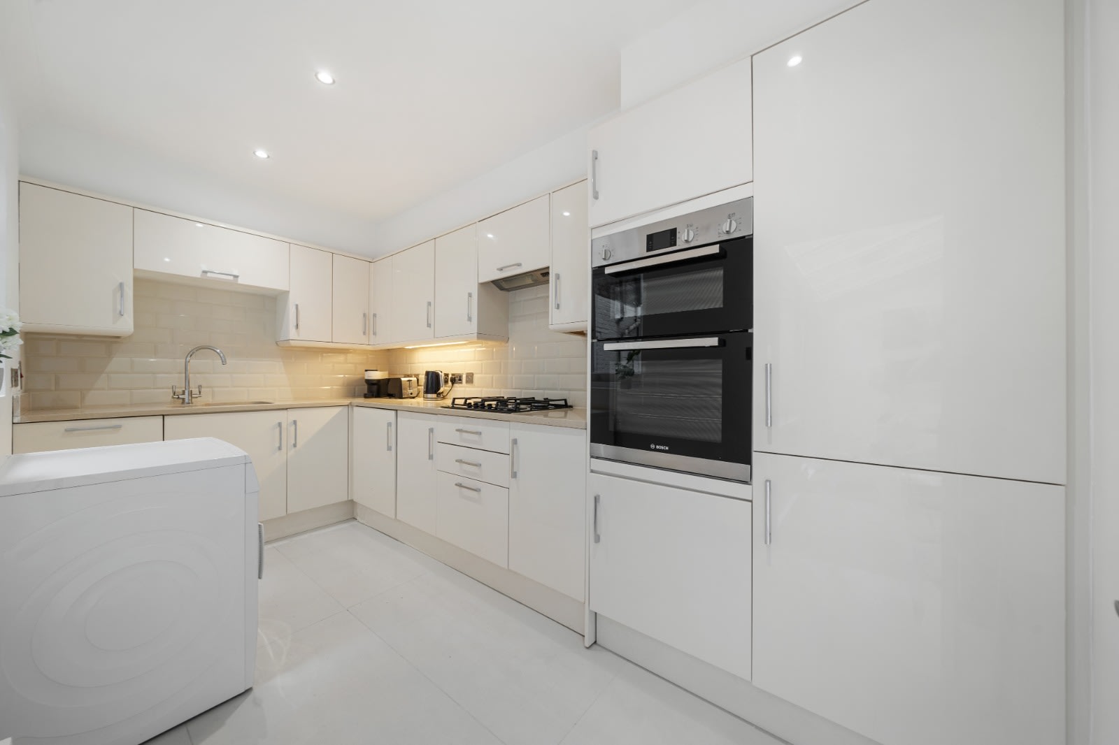 Modern 3B Apartment next to Park Lane in Hertford Street W1J 7SS - Property image 9 - VivreStays