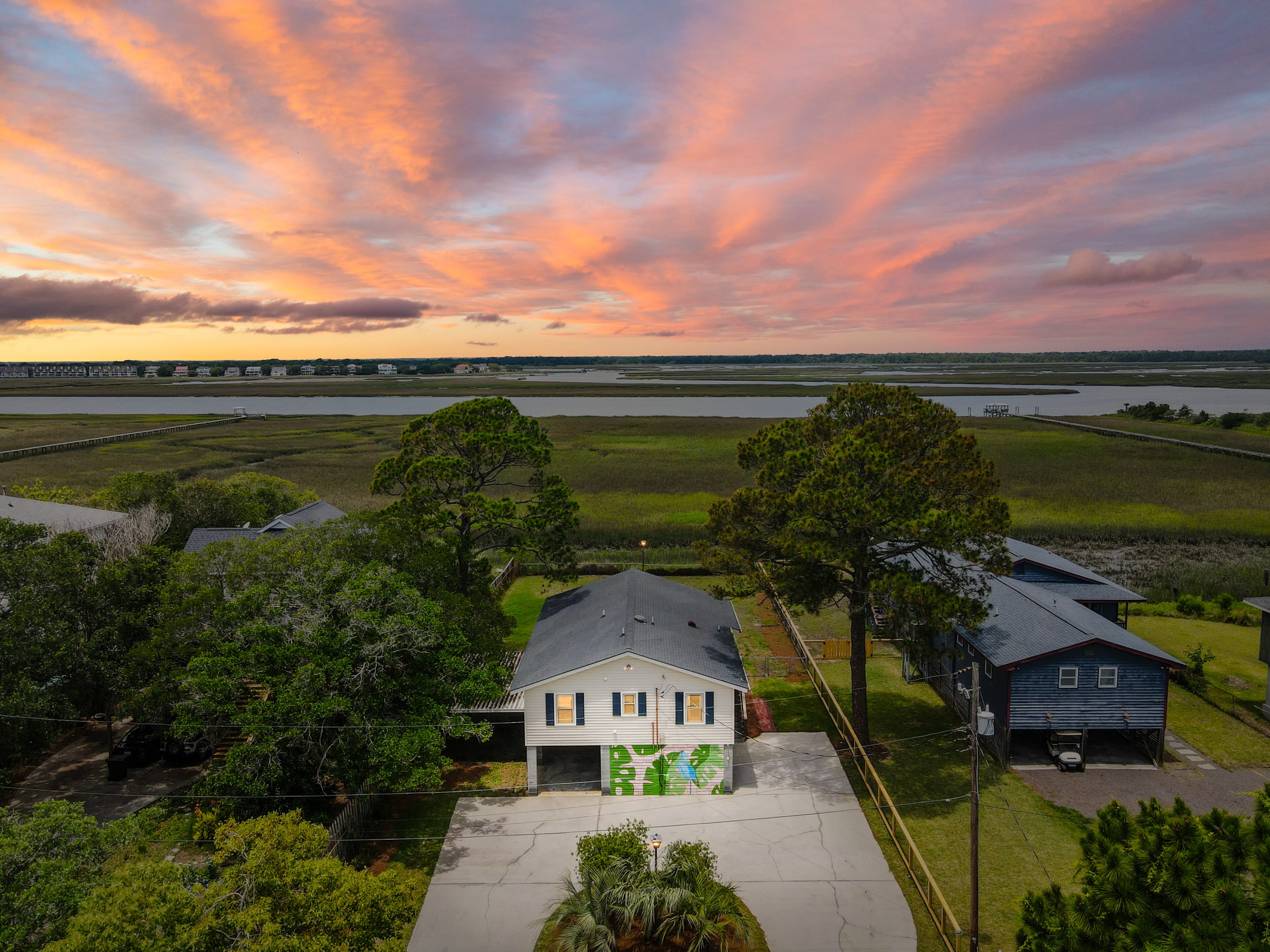 Aerial view of the house. Incredible Folly Creek views from the deck!