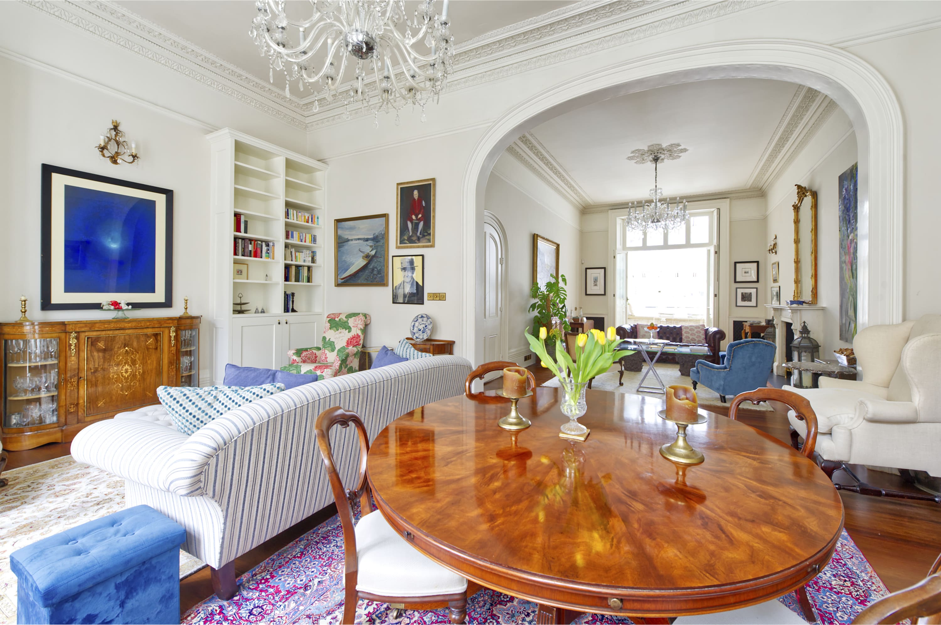 Grand 2 bedroom Flat, Kensington in Queen's Gate 7 SW7 5EH - Property image 12 - VivreStays