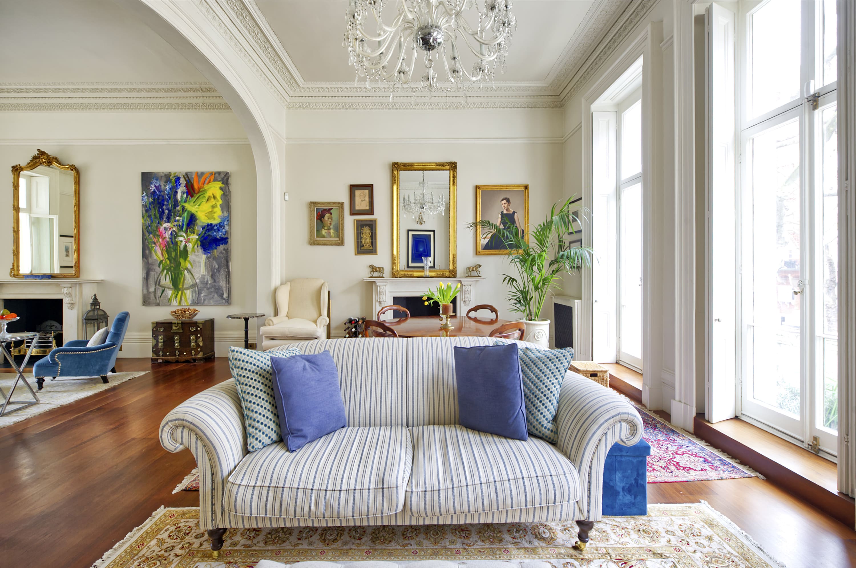 Grand 2 bedroom Flat, Kensington in Queen's Gate 7 SW7 5EH - Property image 6 - VivreStays