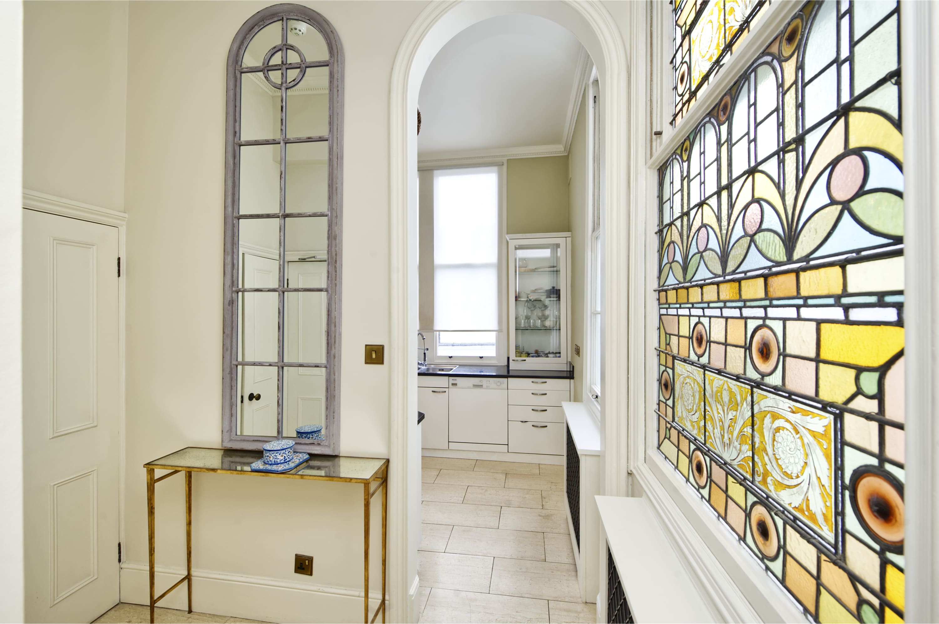 Grand 2 bedroom Flat, Kensington in Queen's Gate 7 SW7 5EH - Property image 29 - VivreStays