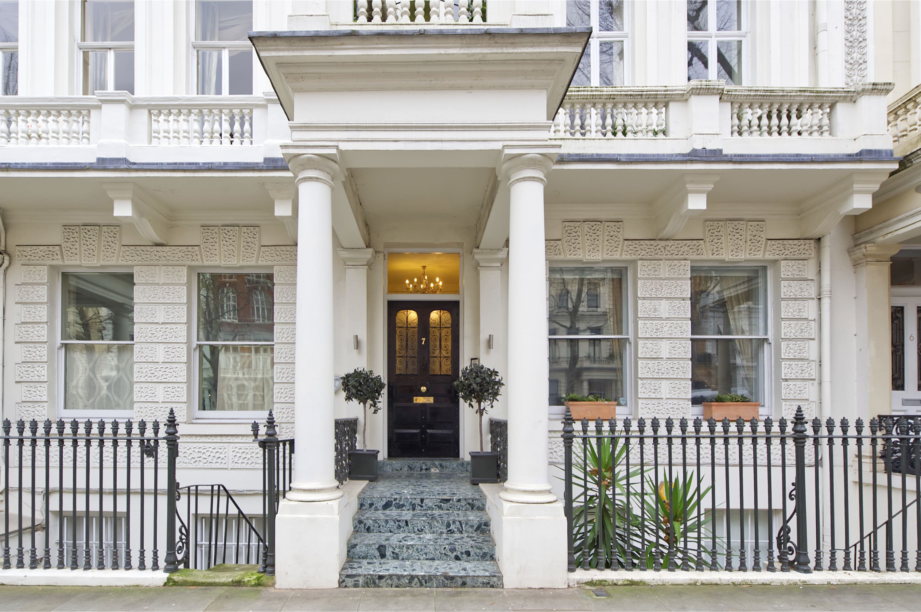 Grand 2 bedroom Flat, Kensington in Queen's Gate 7 SW7 5EH - Property image 31 - VivreStays