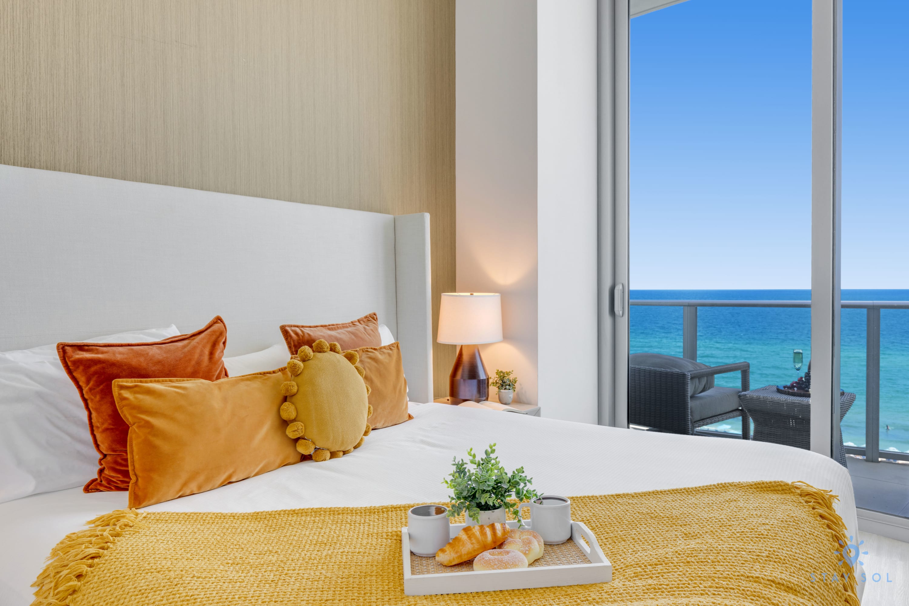 Rooftop Pool –Oceanview Balcony| Beachfront Resort