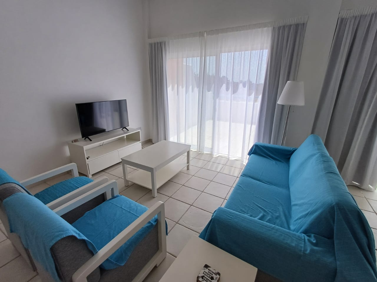 Paradise Gardens - superb, large 3 bed 2 bath apt