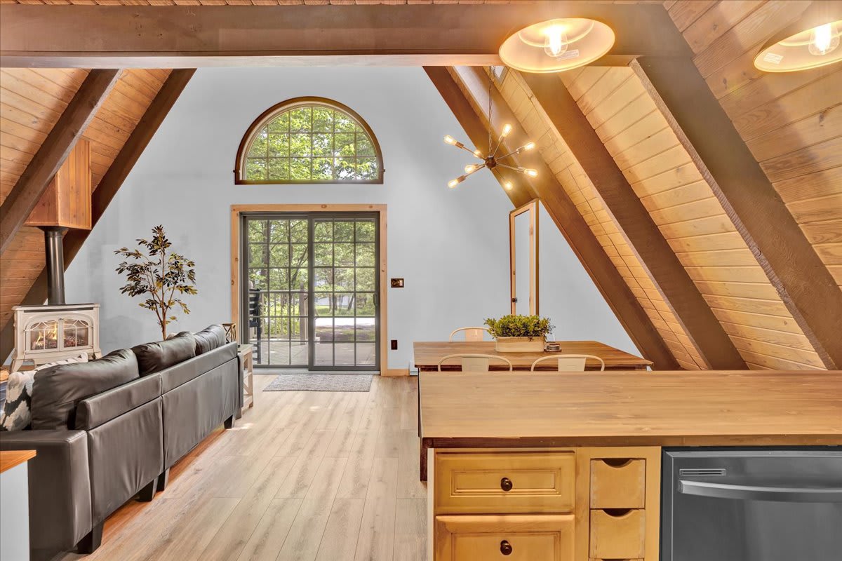 The Cedar A-Frame | Hot Tub | Firepit | Fireplace
