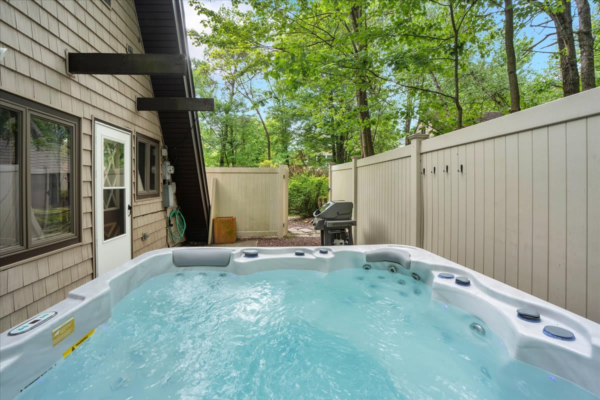 The Cedar A-Frame | Hot Tub | Firepit | Fireplace
