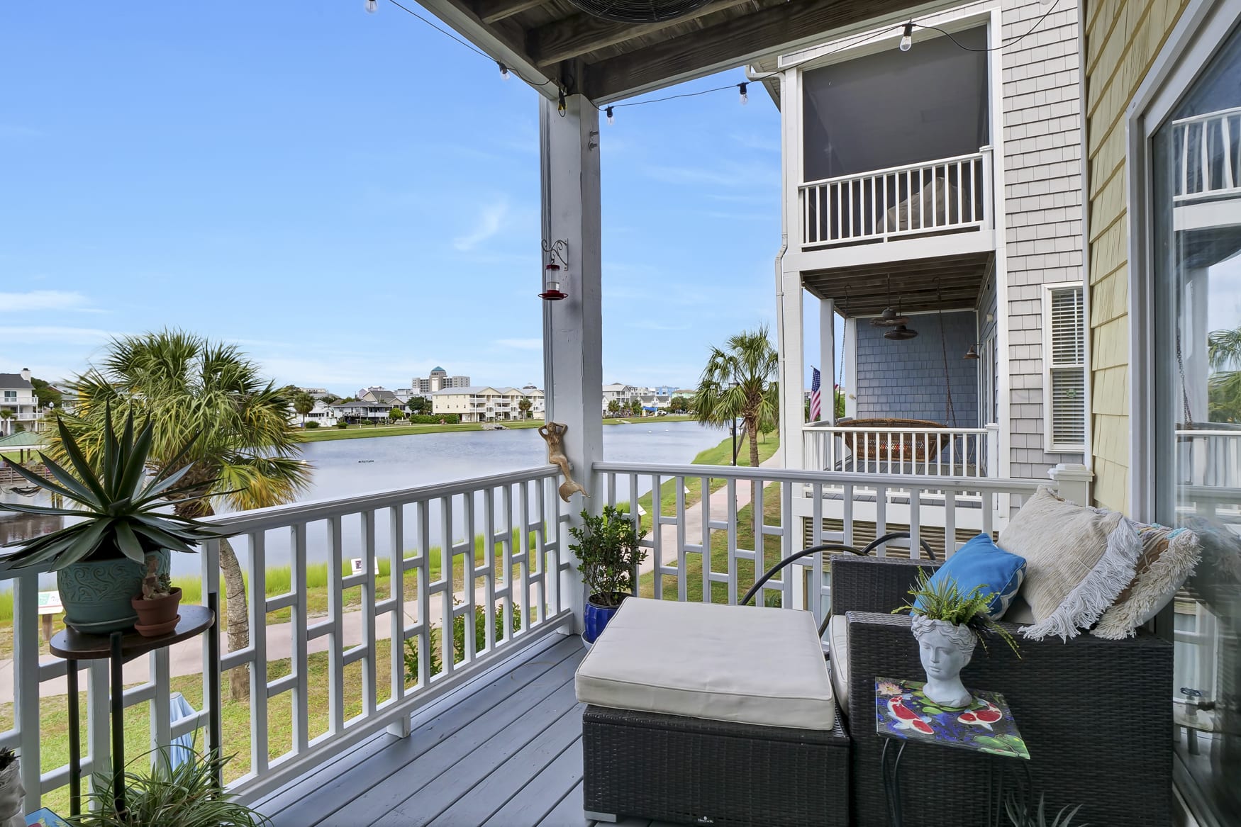 Island Dreams, Pet Friendly at the CB Lake — Carolina Beach, NC — vacation rental