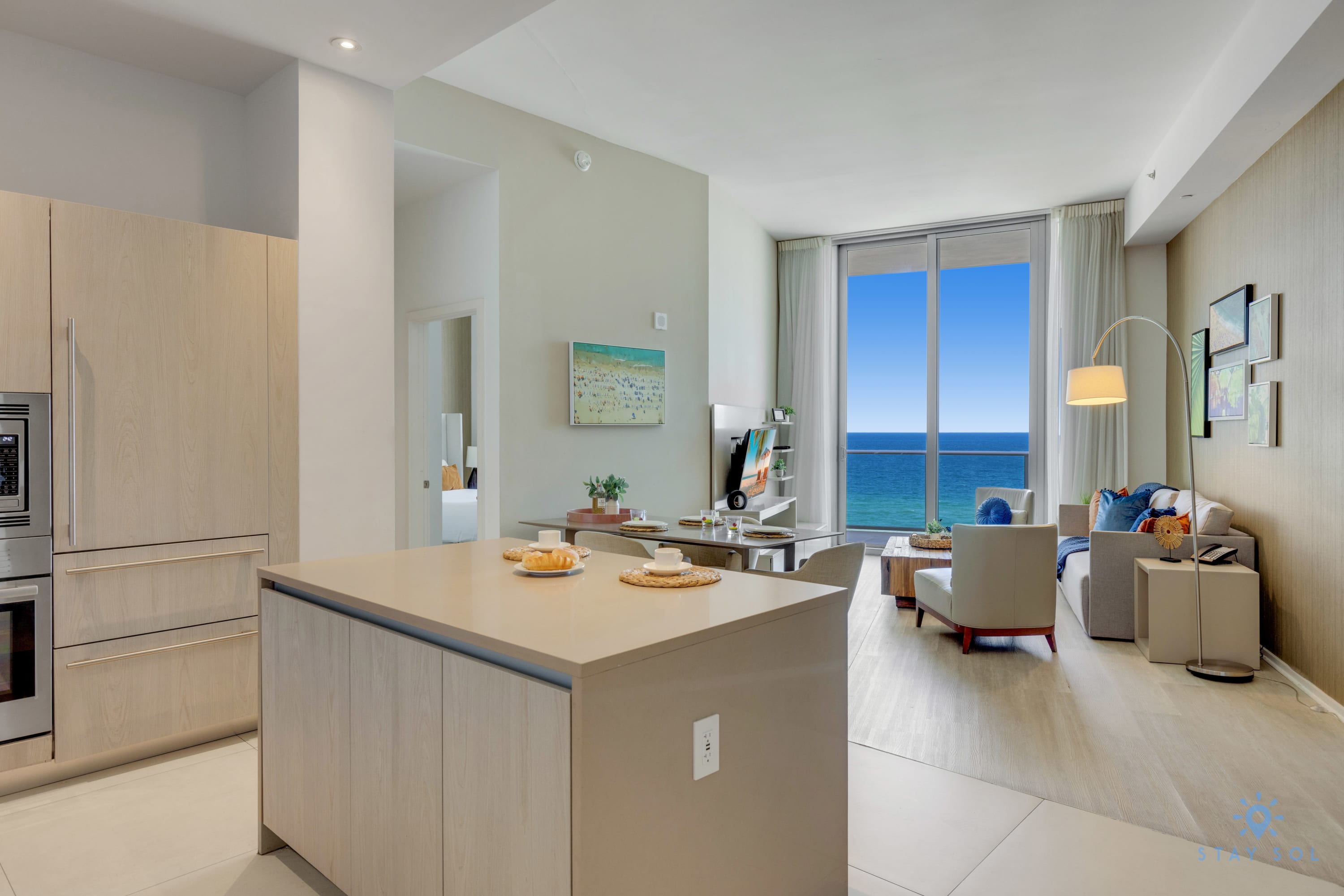 Front Oceanview Balcony|Beachfront Condo|Pools