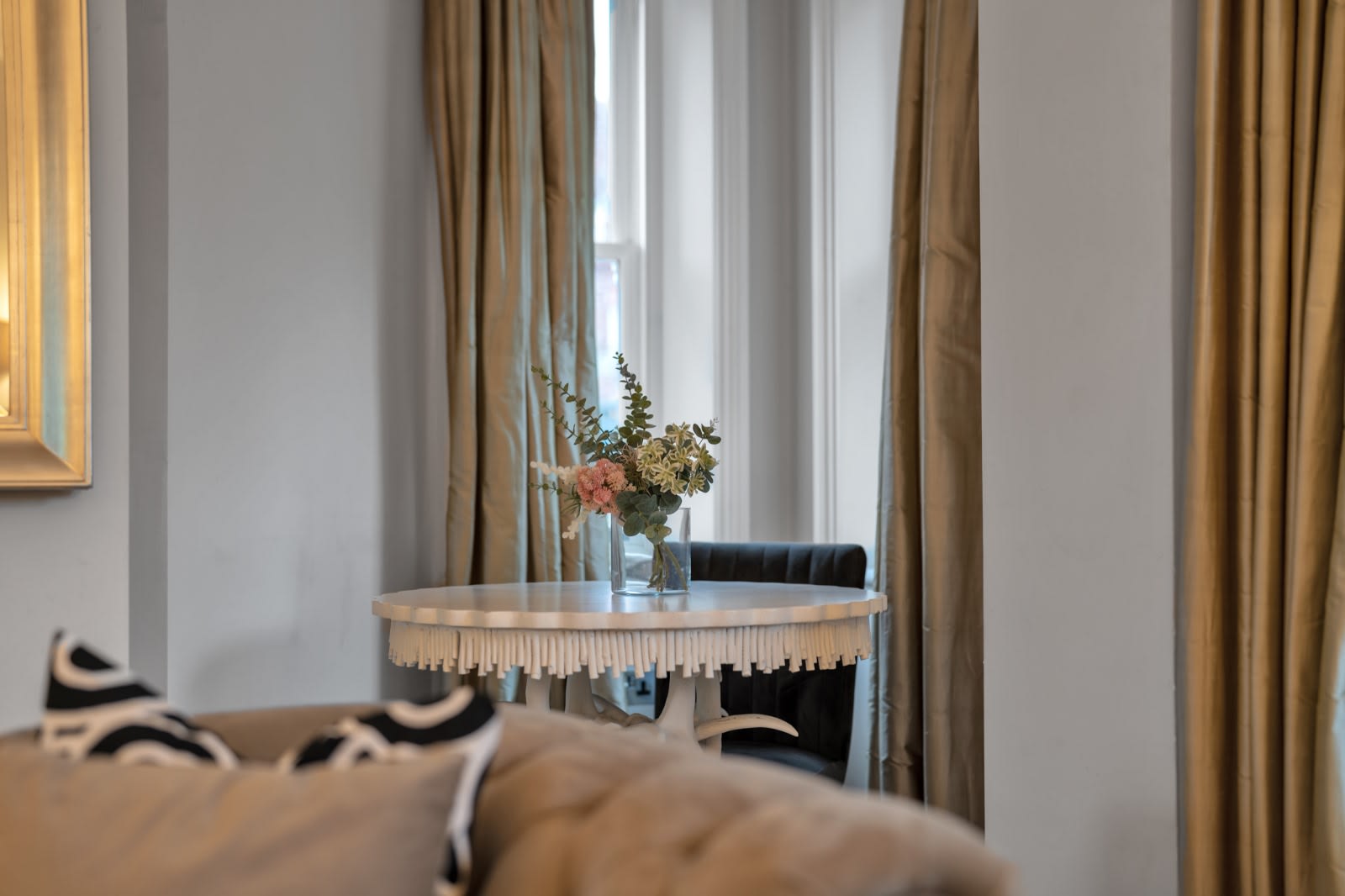 Victorian Apartment near Harrods in Hans Place SW1X 0JY - Property image 11 - VivreStays
