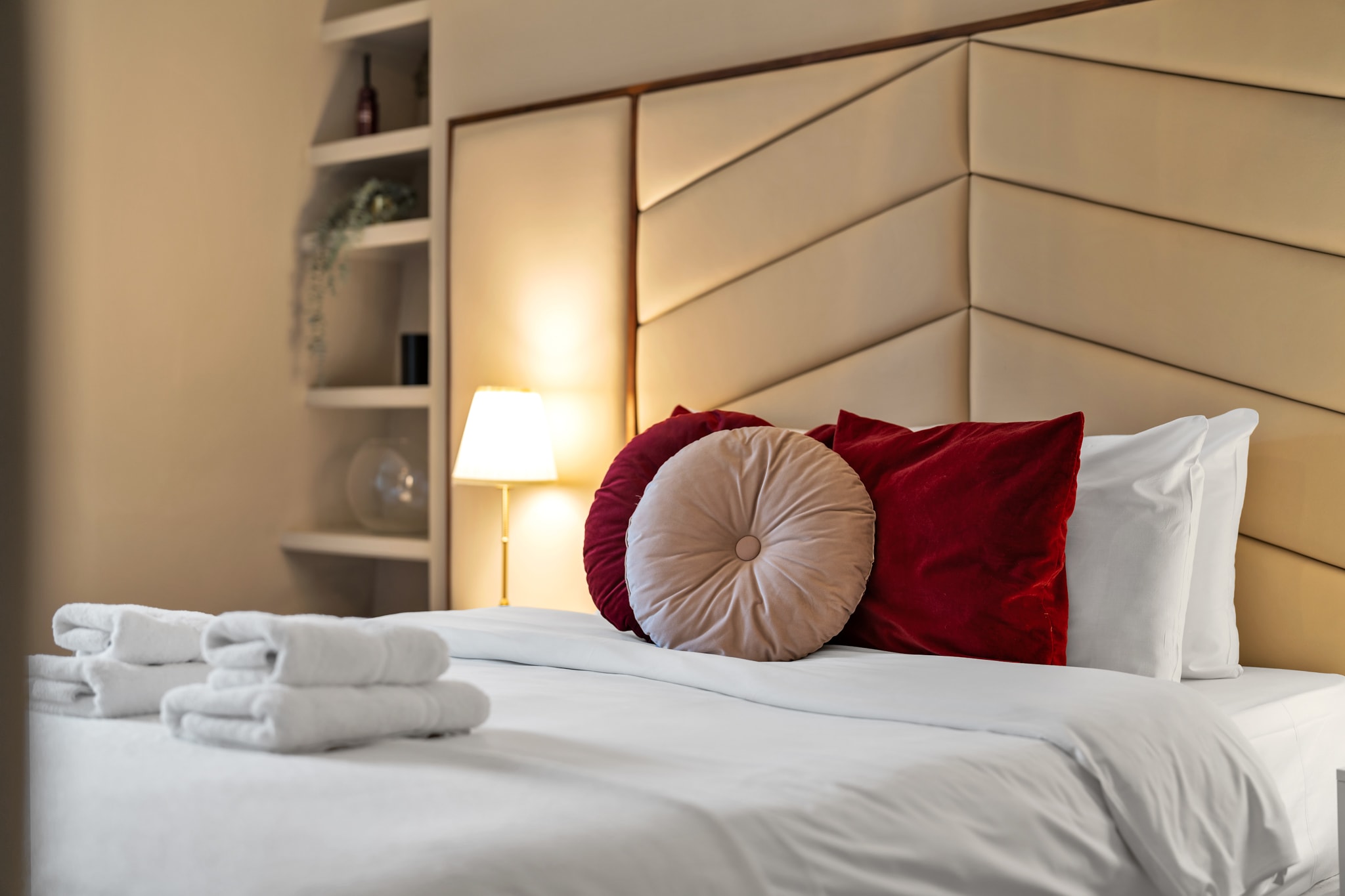 View Deluxe 1-bedroom apartment behind Harrods w/AC in 24 Hans Place SW1X 0JY Deluxe 1-bedroom apartment behind Harrods w/AC in 24 Hans Place SW1X 0JY - Property image 7 - VivreStays