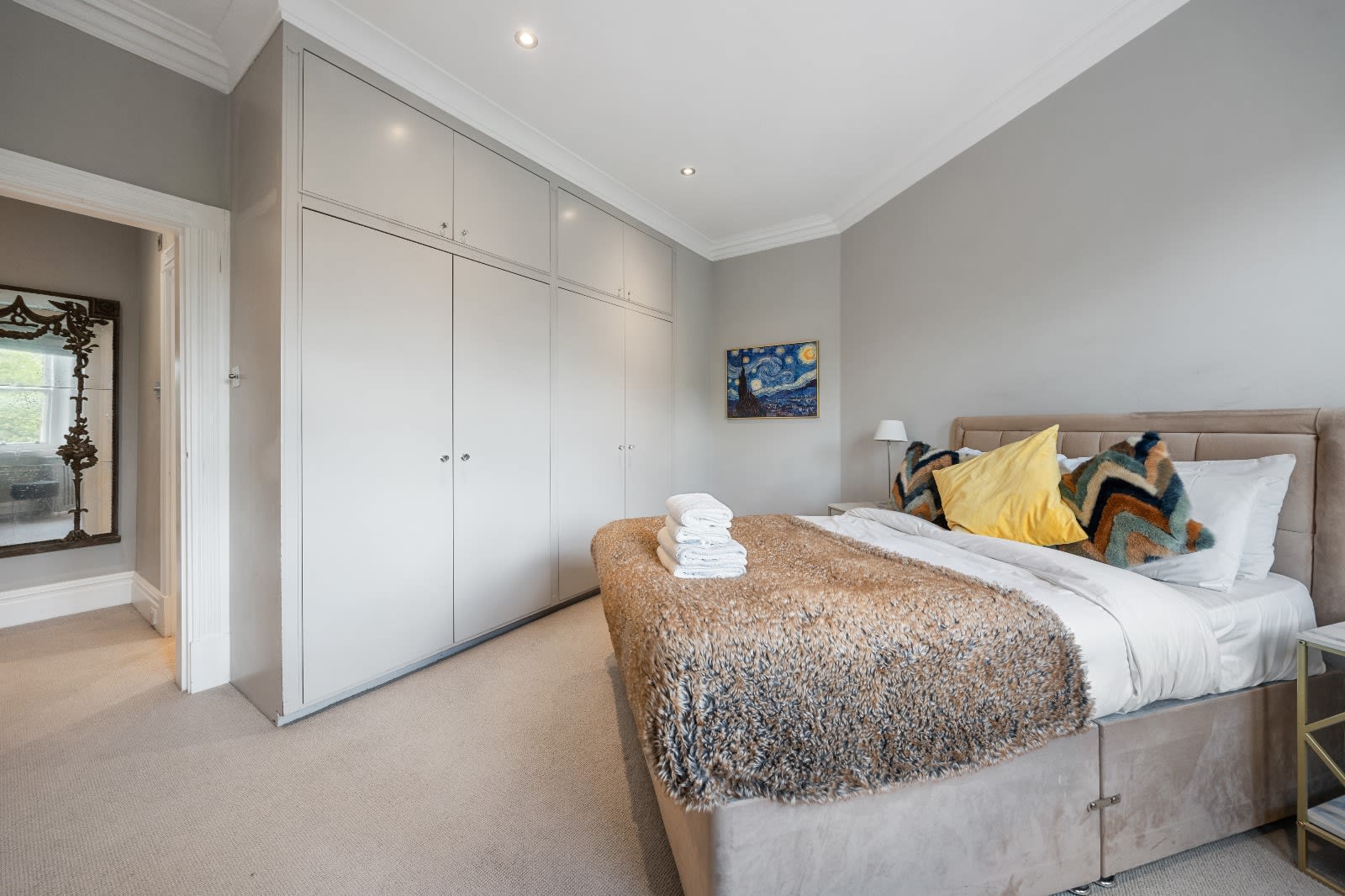 Modern Knightsbridge Apartment Near Harrods in Hans Place SW1X 0JY - Property image 8 - VivreStays