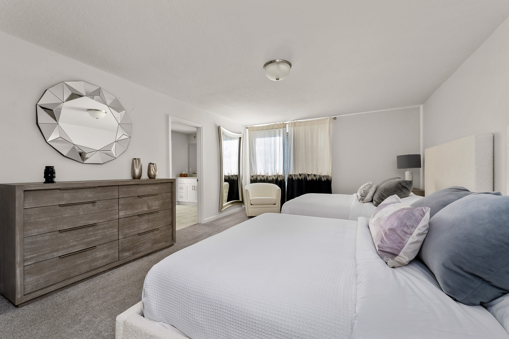 Brand NEW Eden Gardens Community! Luxury KOSHER Villa-w/ Heated Pool! + 12 MI to Disney!