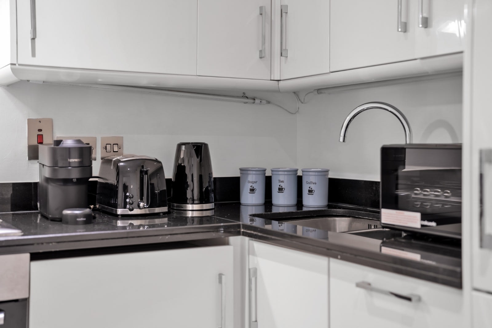 Superior Apartment next to Park Lane in Hertford Street W1J 7SS - Property image 14 - VivreStays