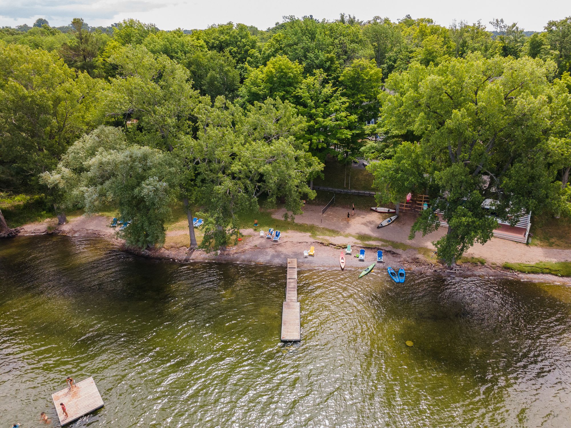 Family Friendly Cottage Community w/ Pool & Beach - Photo 1