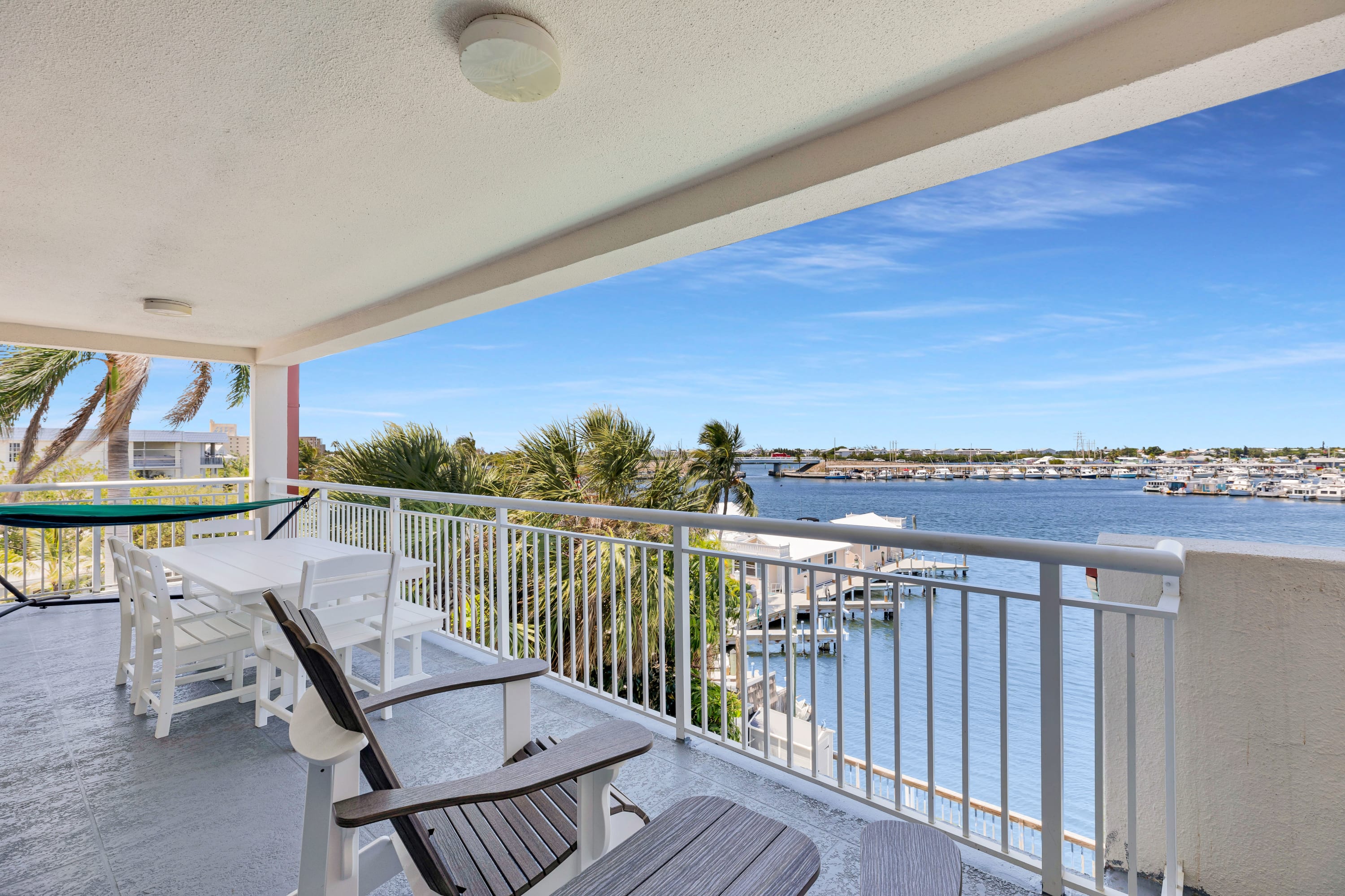 Key West Andros 2BR•Waterfront, Pool, Dock&Pet OK — Key West, FL — vacation rental