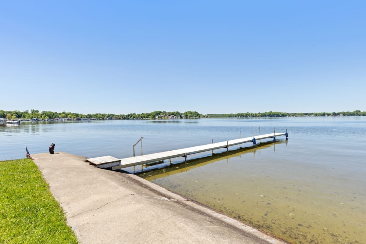 Enjoy Lakefront Serenity—1BR Retreat in Chippewa - Picture 1