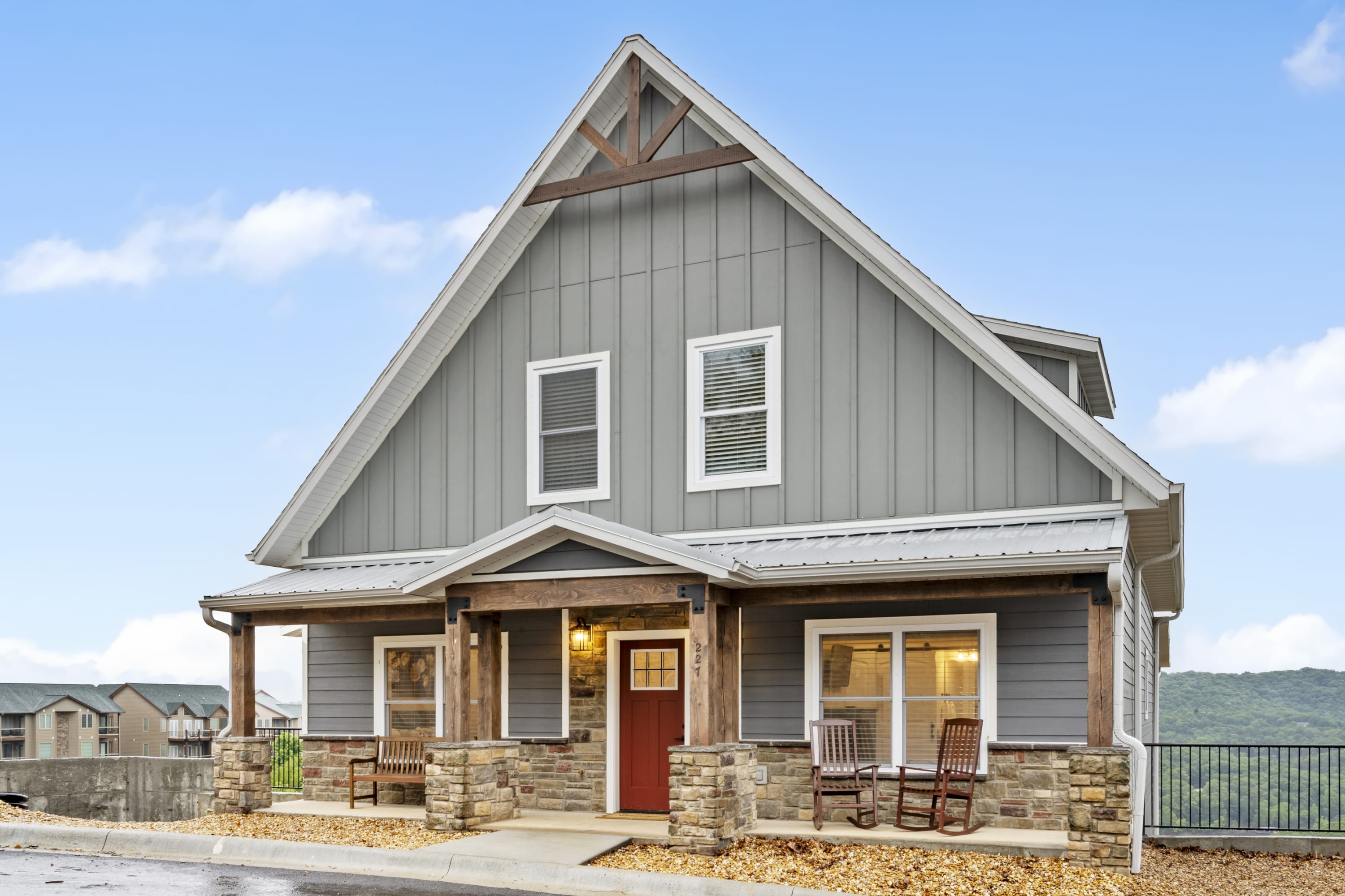Ldg 10 Ozark Sunset - Private Hot Tub -Indoor Pool — Branson, MO — vacation rental