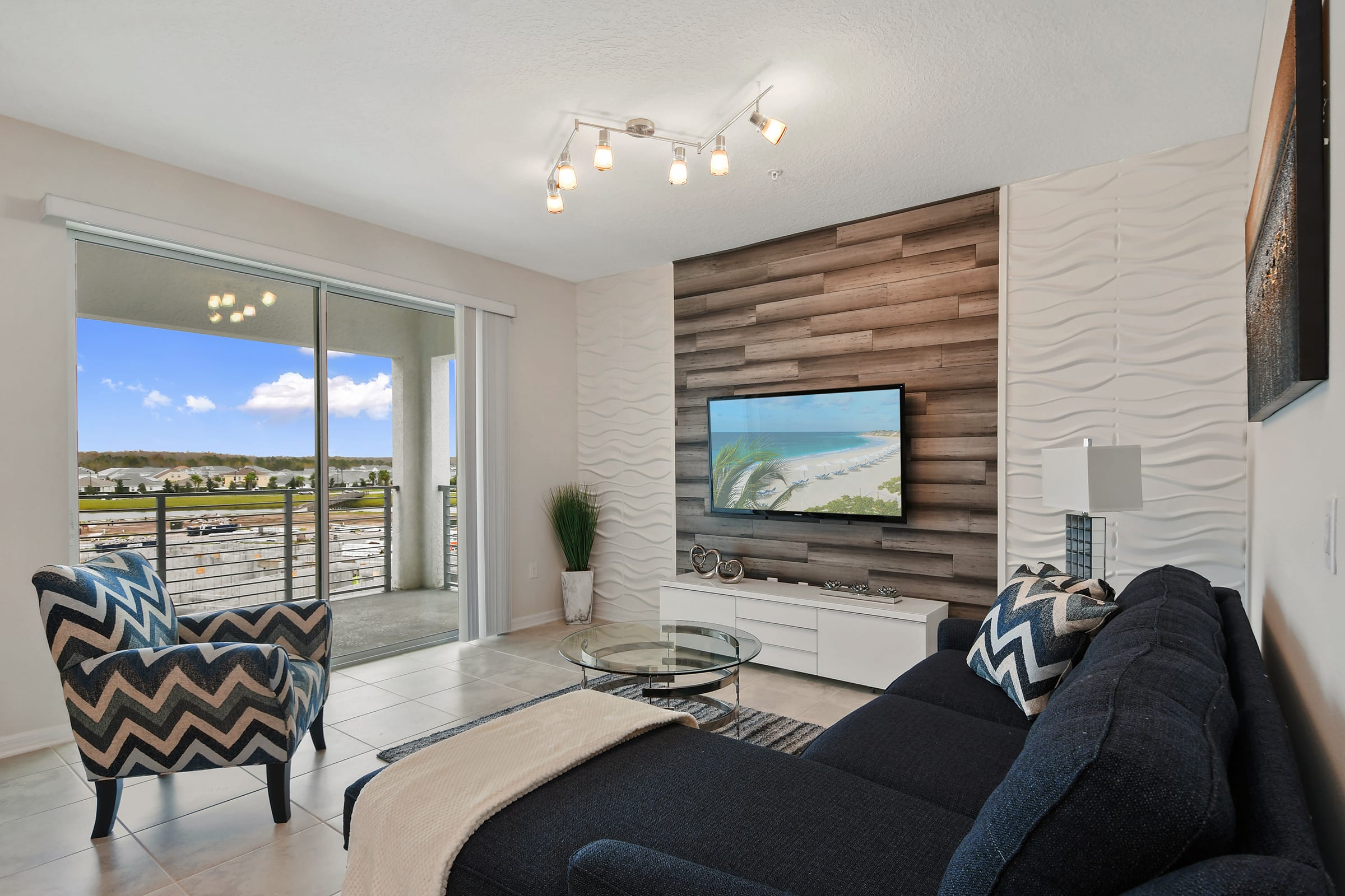 Storey Lake Resort Apartment with Pool & Fast Wi-Fi (3120 -402) — Kissimmee, FL — vacation rental