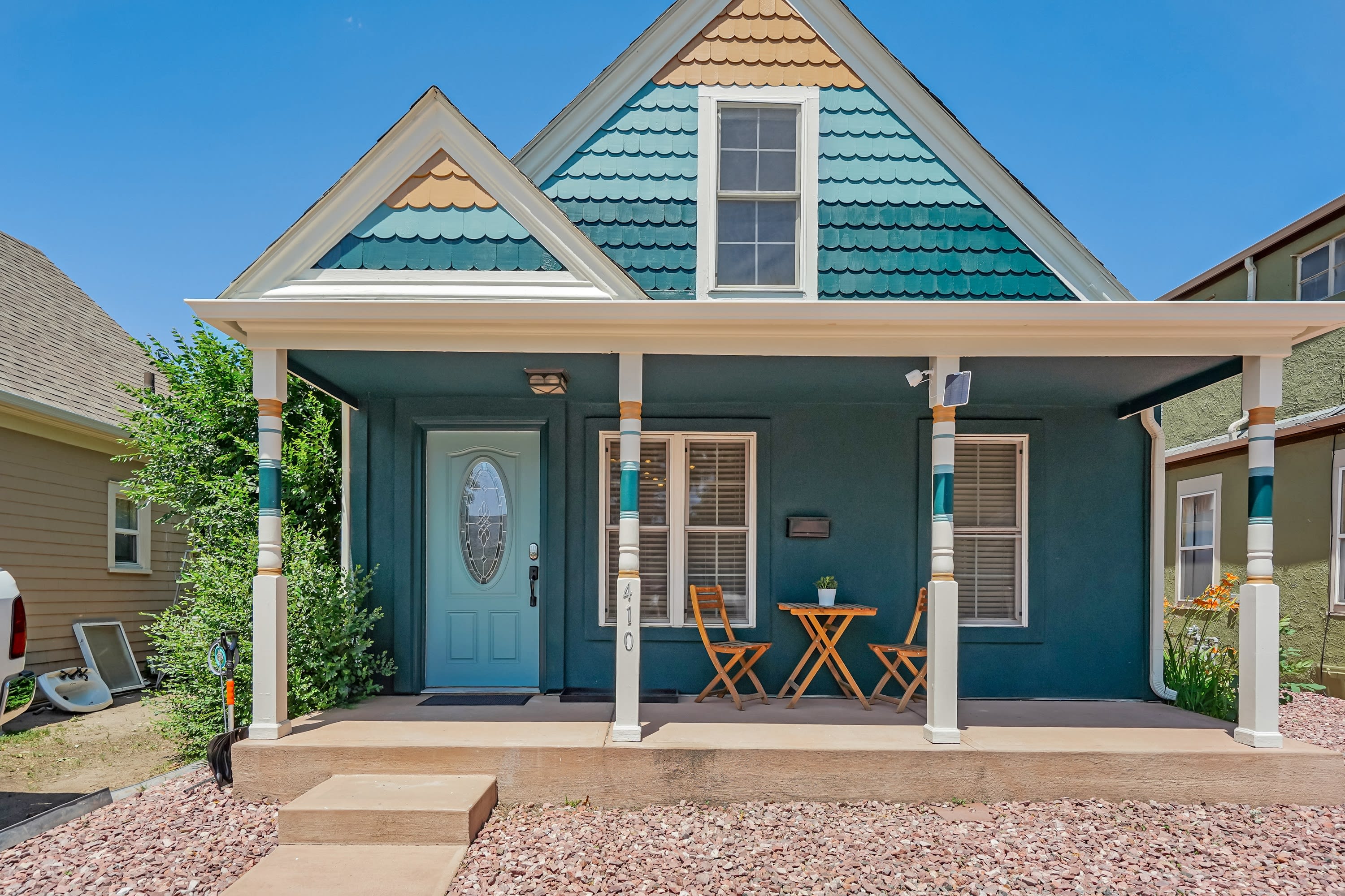 Neighborly Heights! Home w BBQ & Fire Pit β Colorado Springs, CO β vacation rental