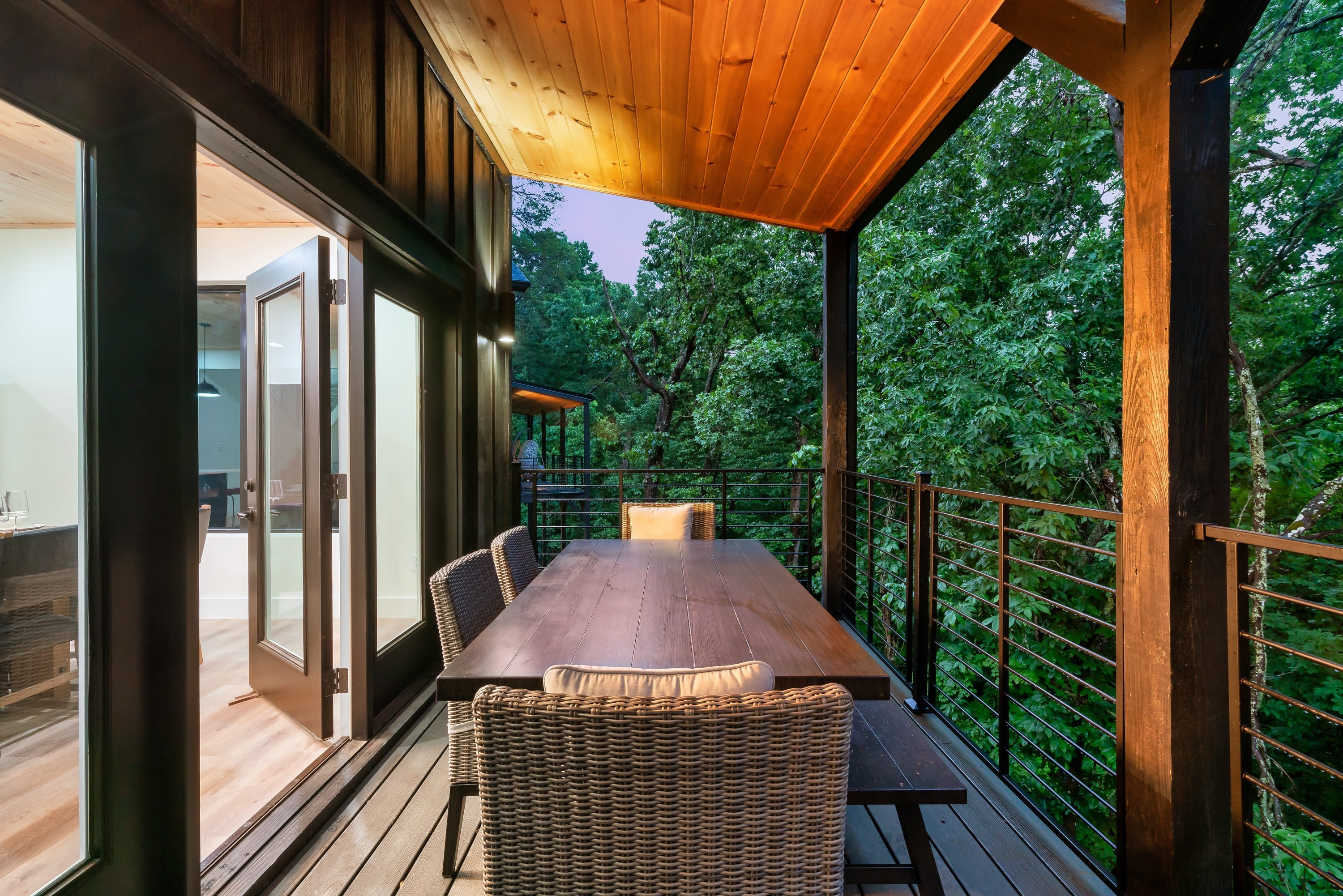 Luxe stay, Sleeps 12・Indoor Pool・Hot Tub・Games — Sevierville, TN — vacation rental