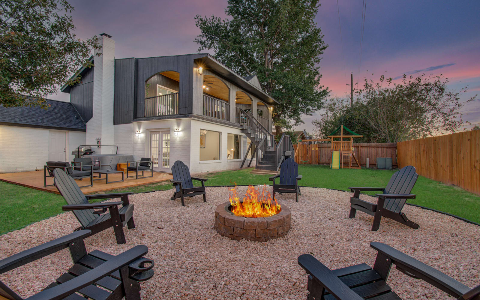 Stunning Modern Dream Home, 5-BD, Sleeps 14 — Houston, TX — vacation rental