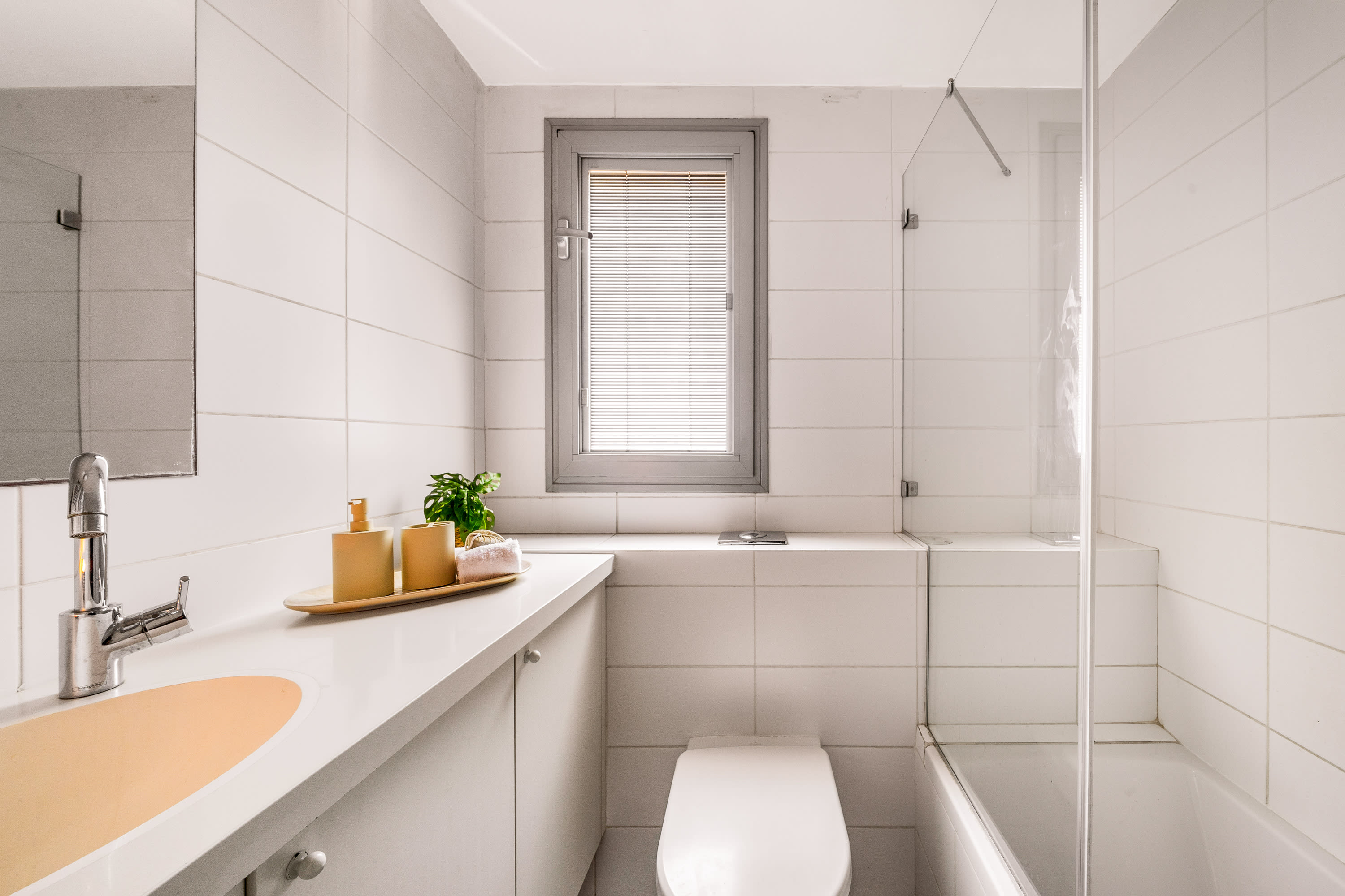 King David Residence Luxury 3 Bedroom, Unit 114 – Pool, Gym & Parking, Mamilla Jerusalem photo 15
