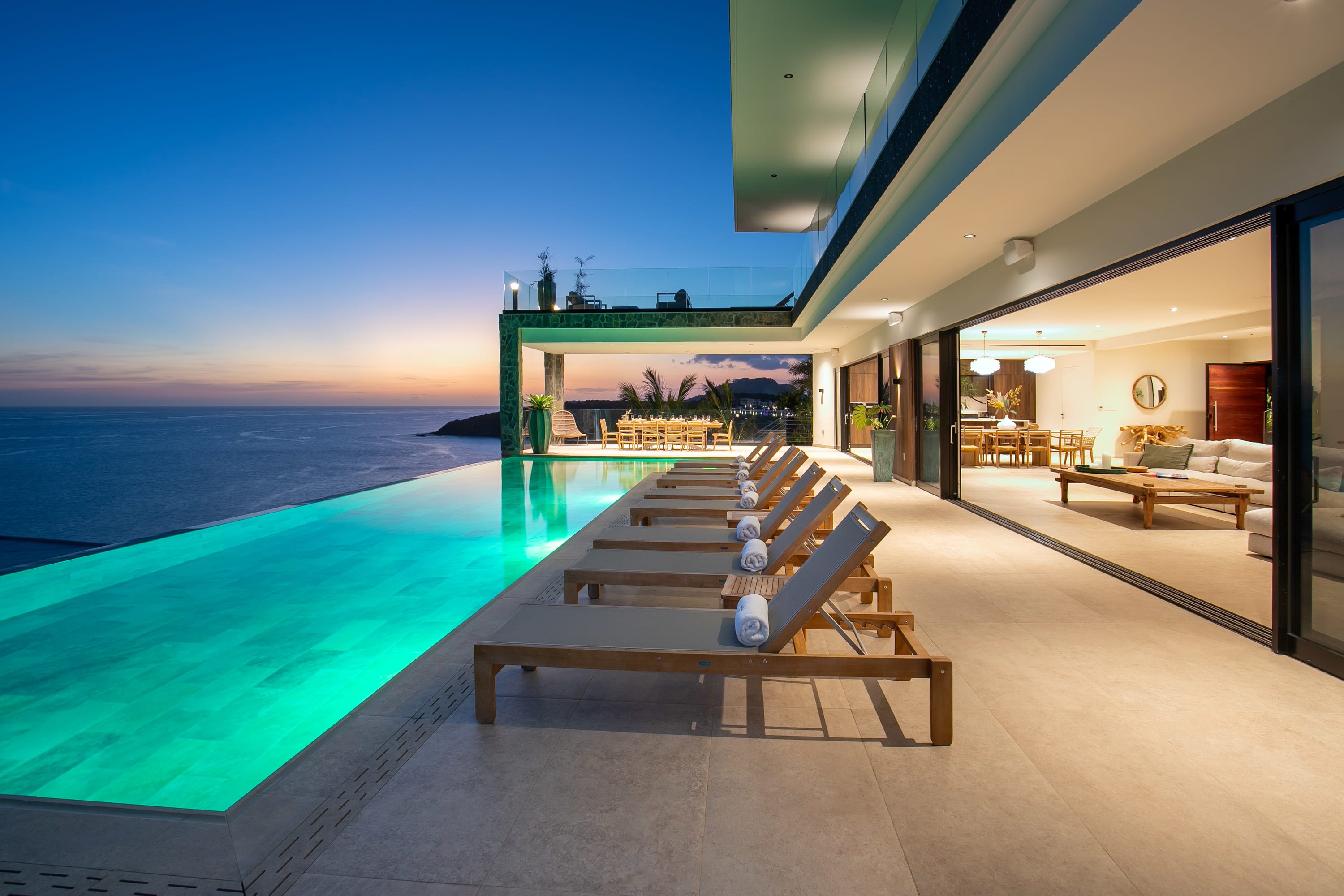 Villa Aqua Dream - Waterfront Luxury with Pool - Foto 1