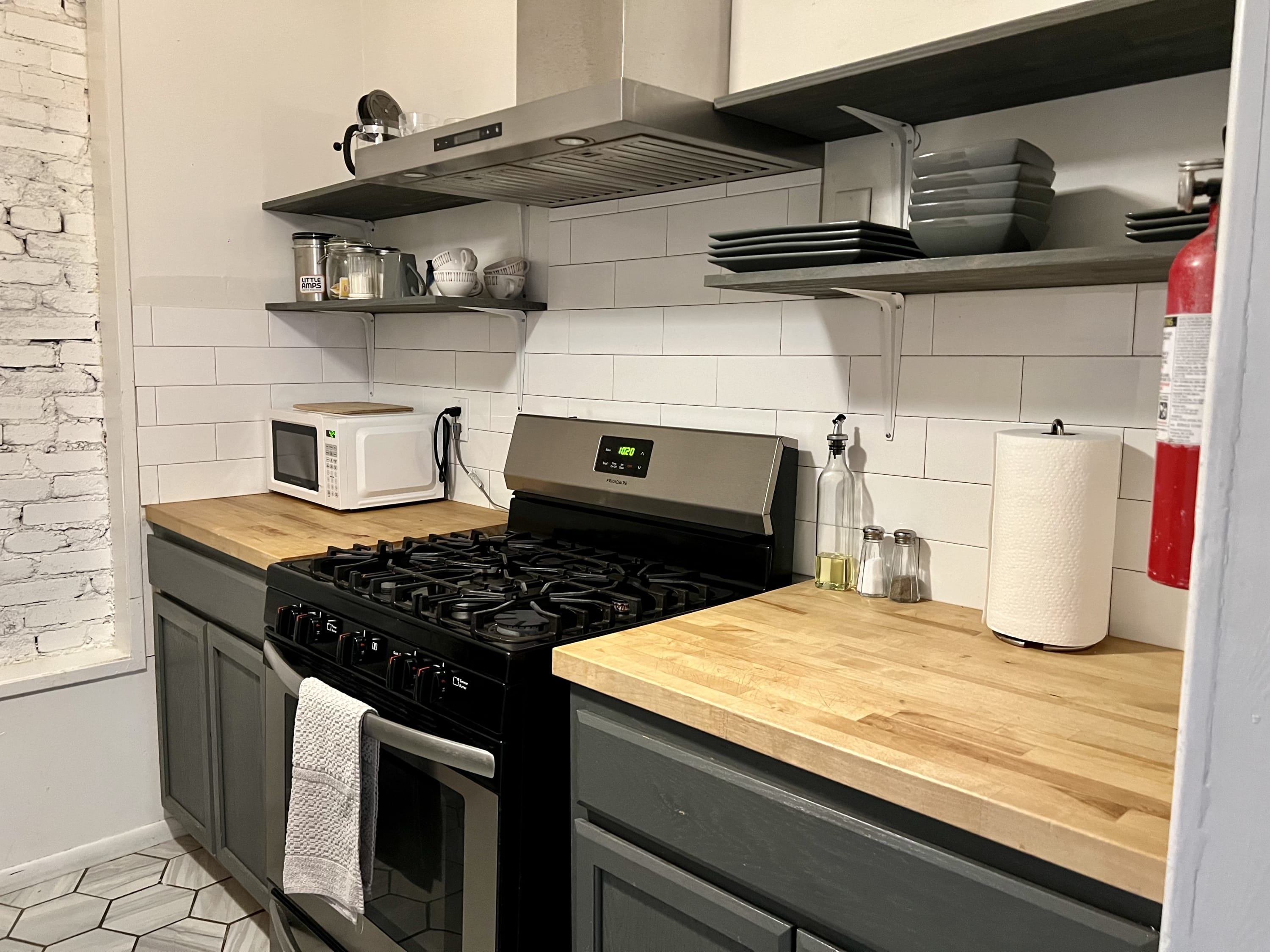 Uptown Harrisburg Second Floor Apartment