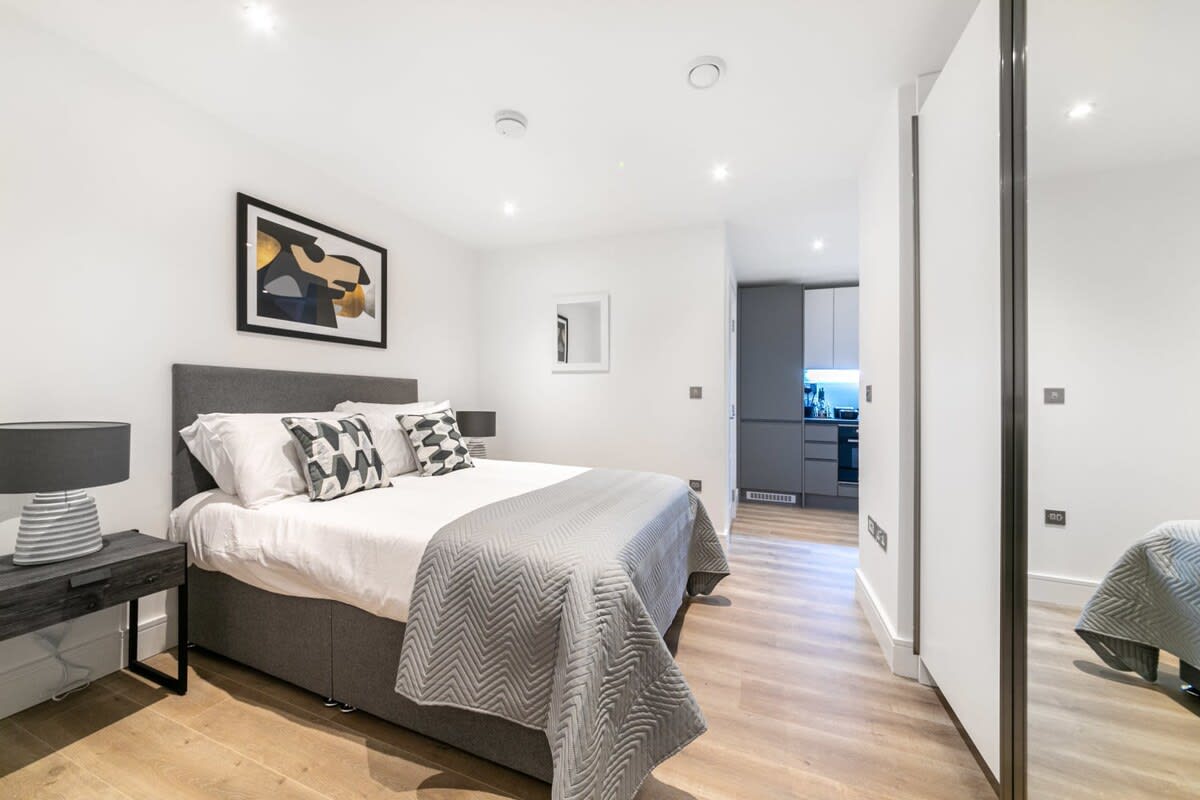 Lovely Spacious Studio in East Grinstead