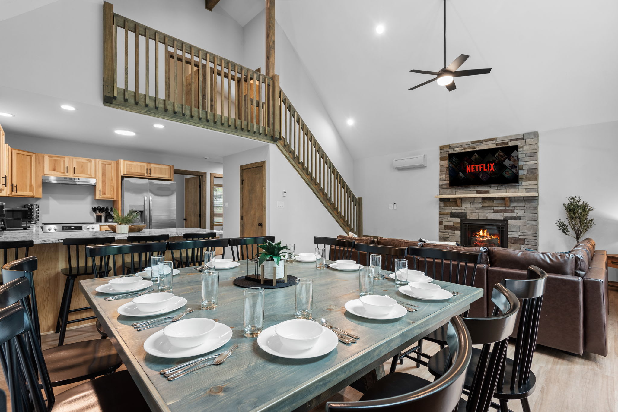 Dining Table with View – A beautiful open layout where dining meets the living space, perfect for shared meals, game nights, or morning chats over breakfast.