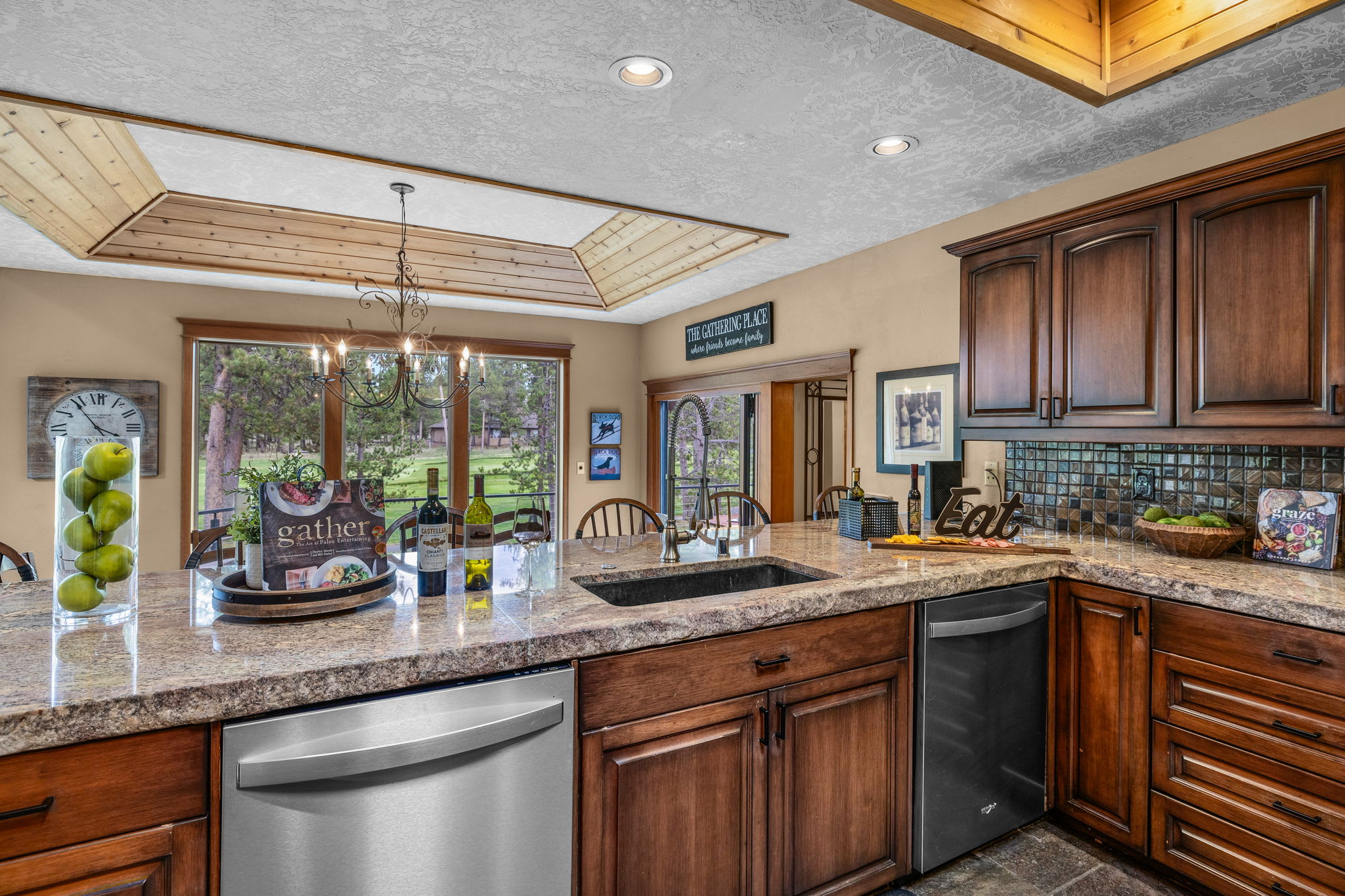 Fairway Lodge - 6 Bedrooms | Sunriver, OR