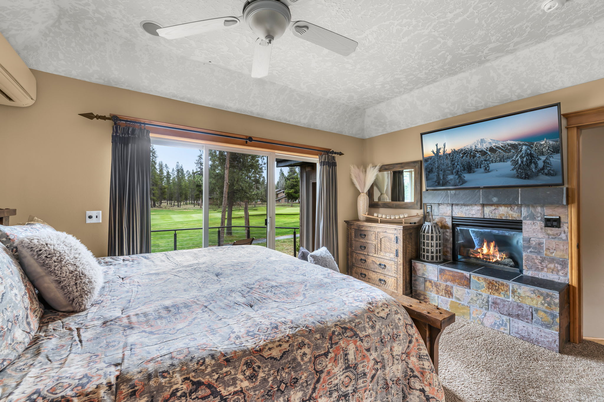 Fairway Lodge - 6 Bedrooms | Sunriver, OR