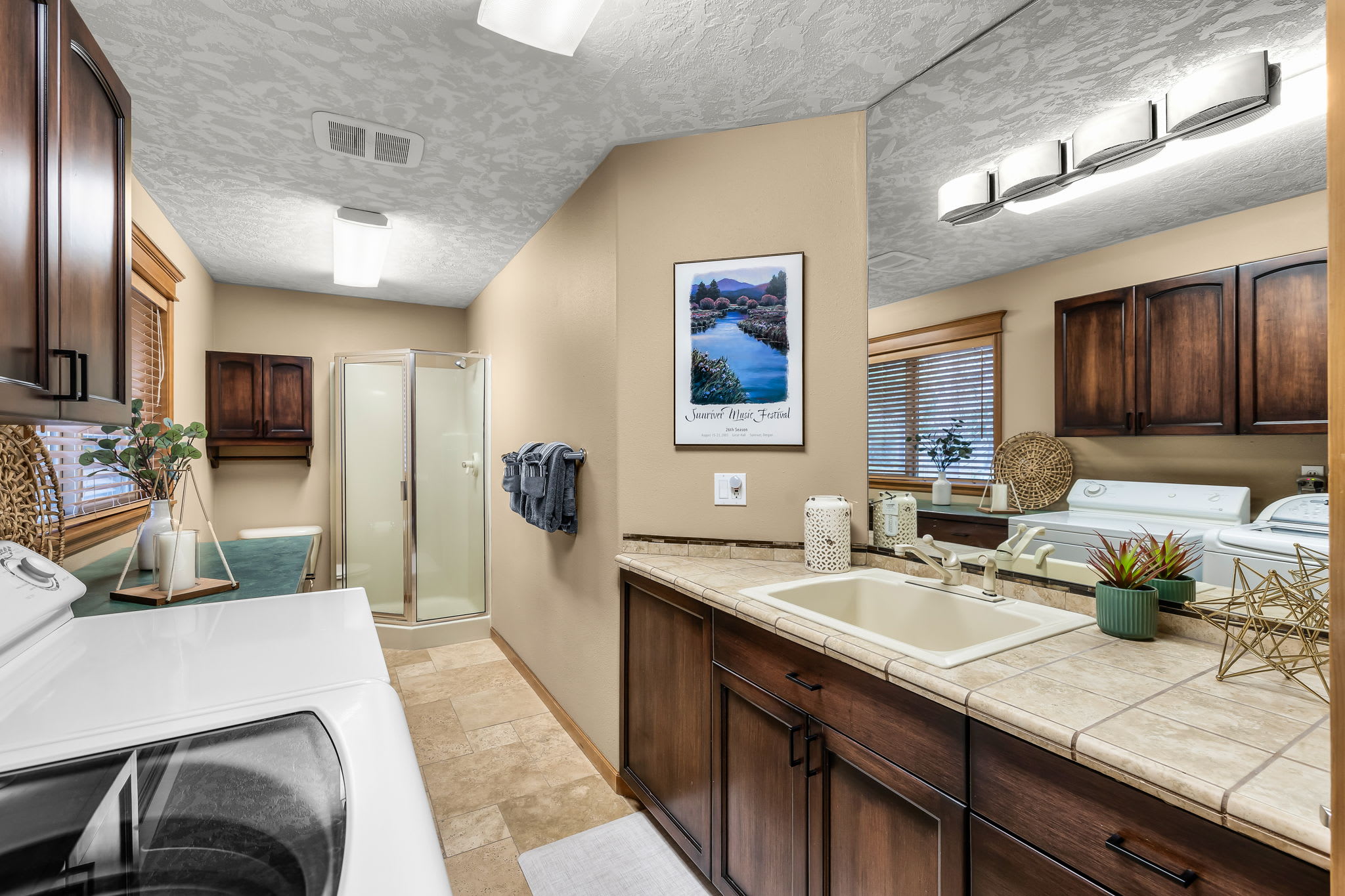 Fairway Lodge - 6 Bedrooms | Sunriver, OR