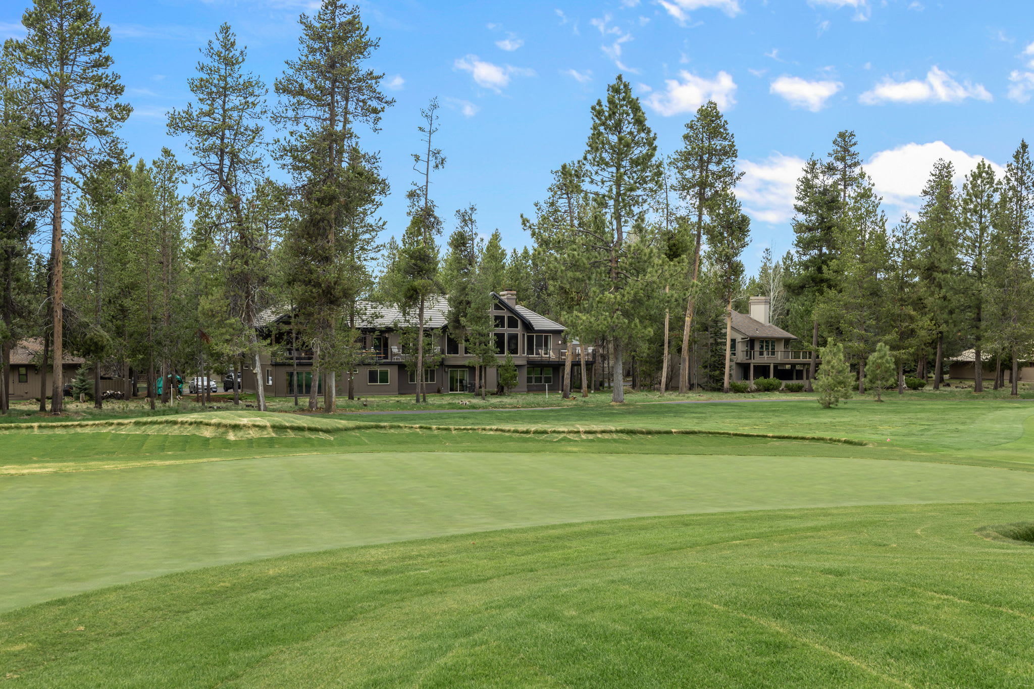 Fairway Lodge - 6 Bedrooms | Sunriver, OR